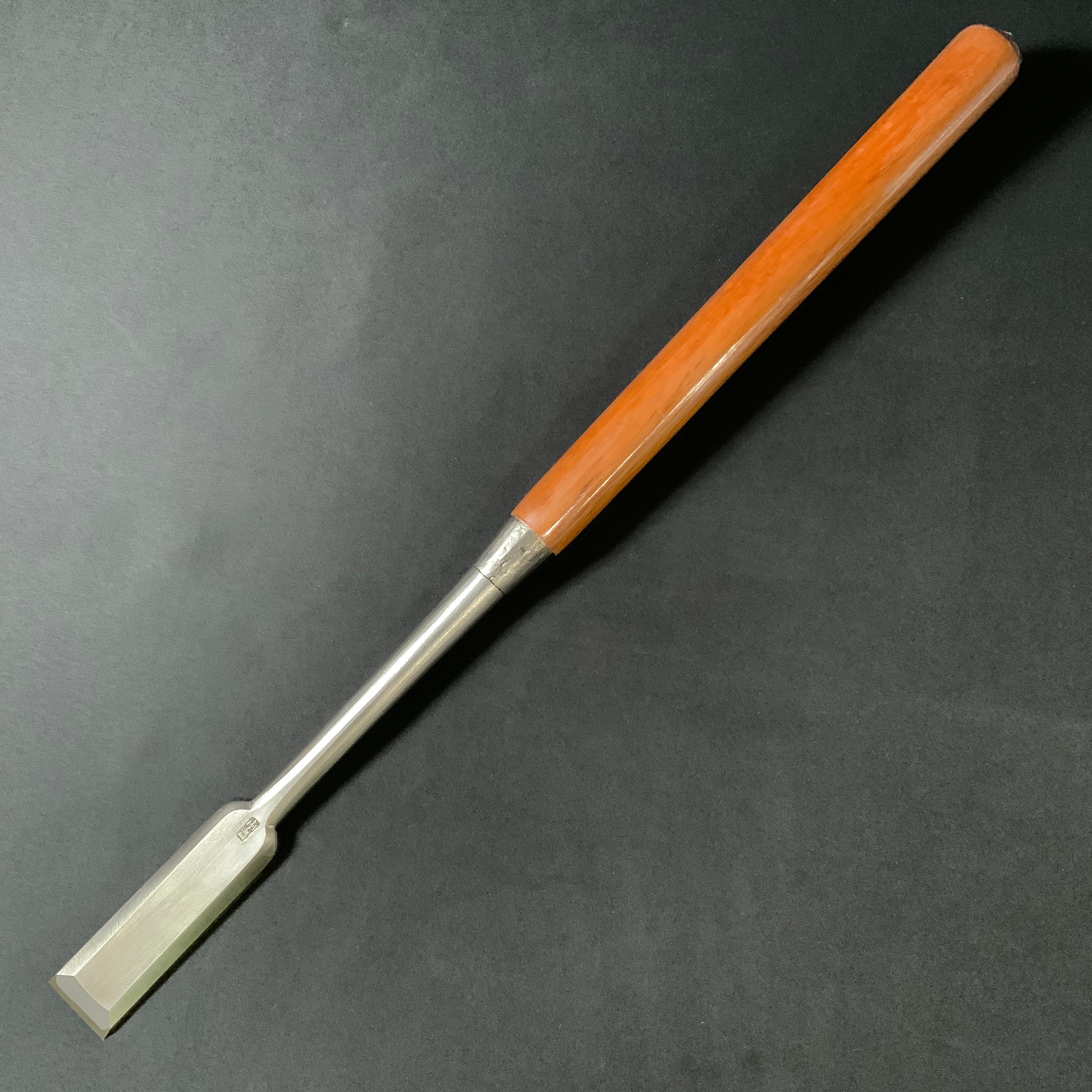 Tasai  Slick Chisels (Nakatsuki-Nomi)  田斎作 磨仕上 中突のみ 赤樫柄30mm