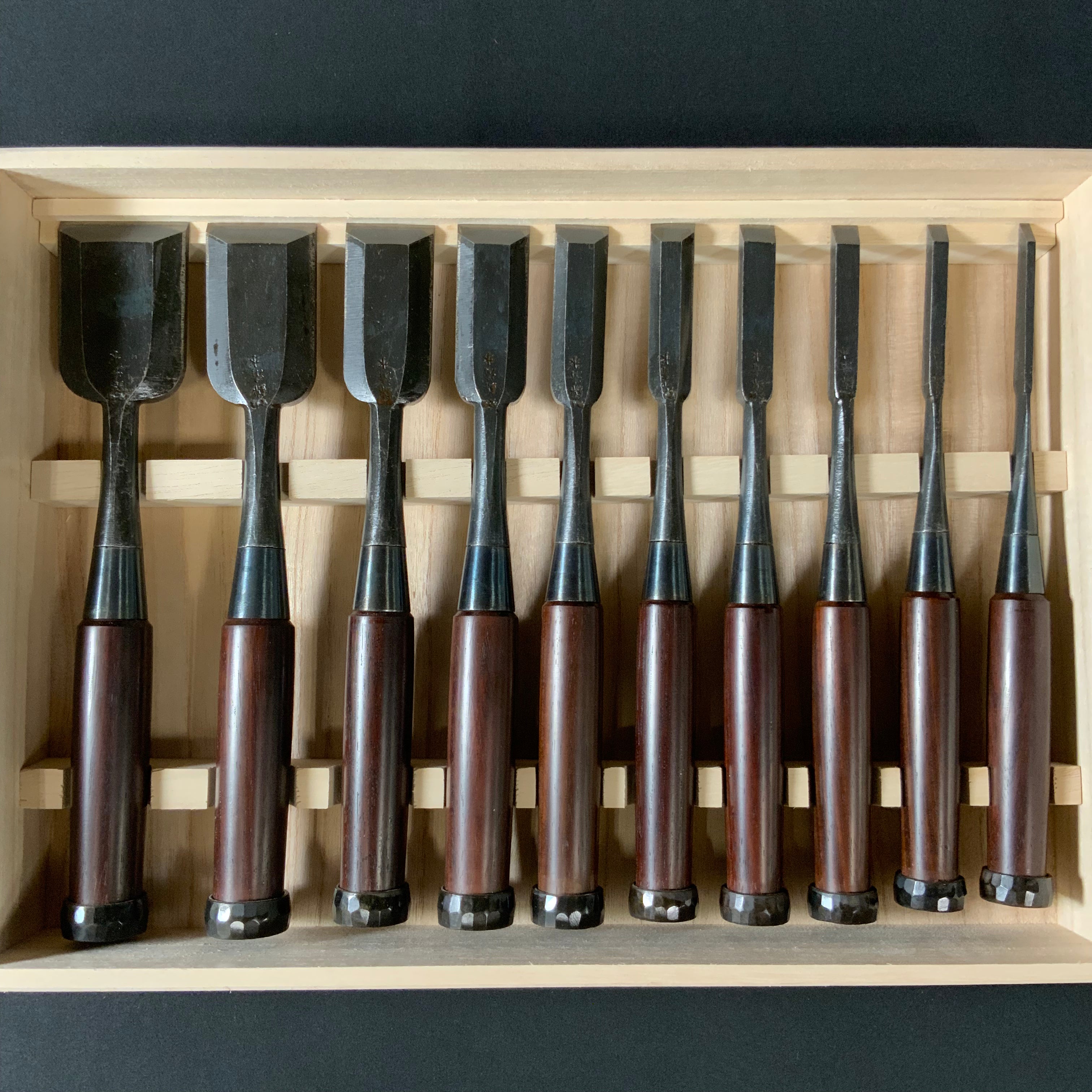 錦清水 - Rosewood with | set Bench Nishiki Kiyomi chisels 錦清水作 