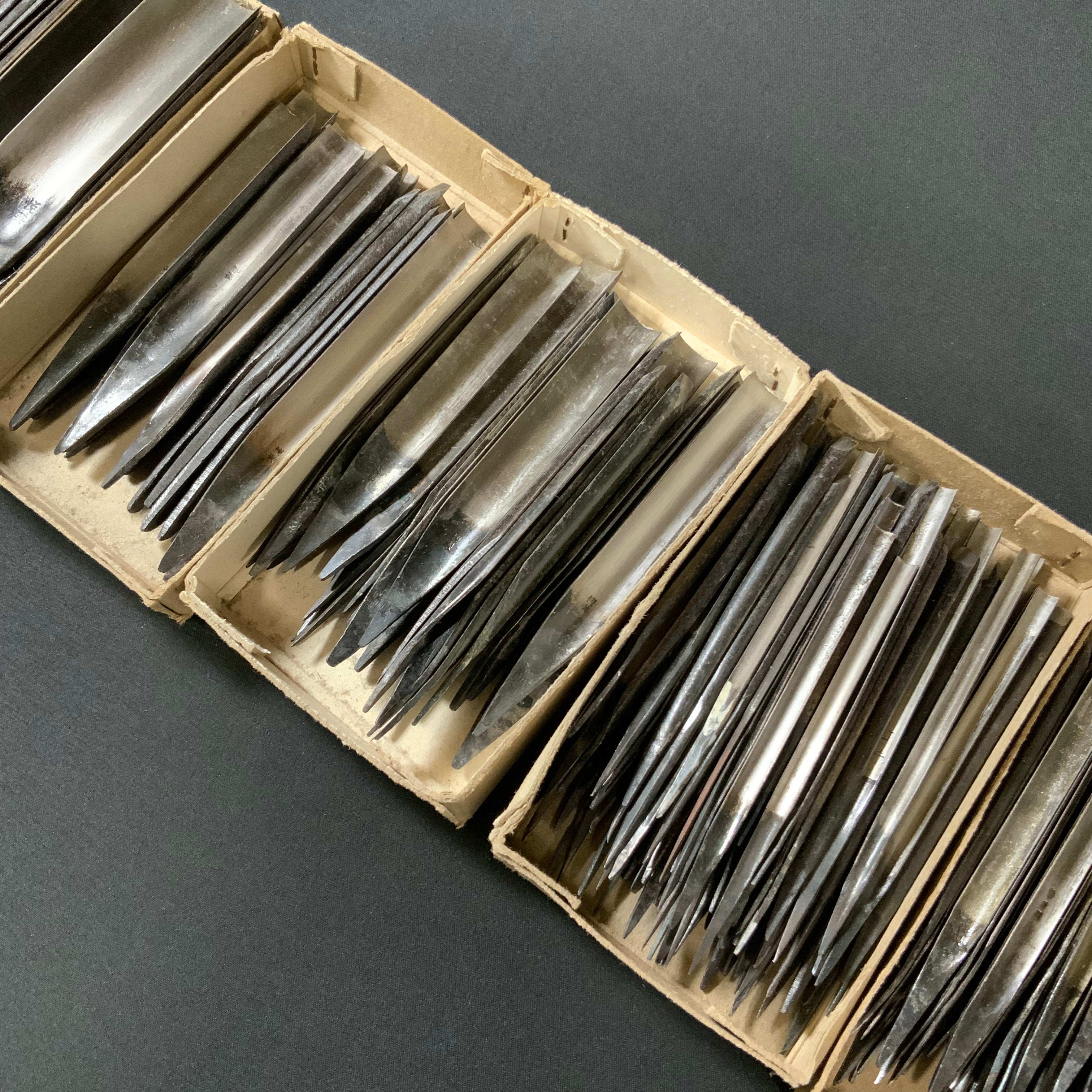 R☆高芝　大内　善作　黒田　など のみ　彫刻刀　大工道具　 ◎現状品