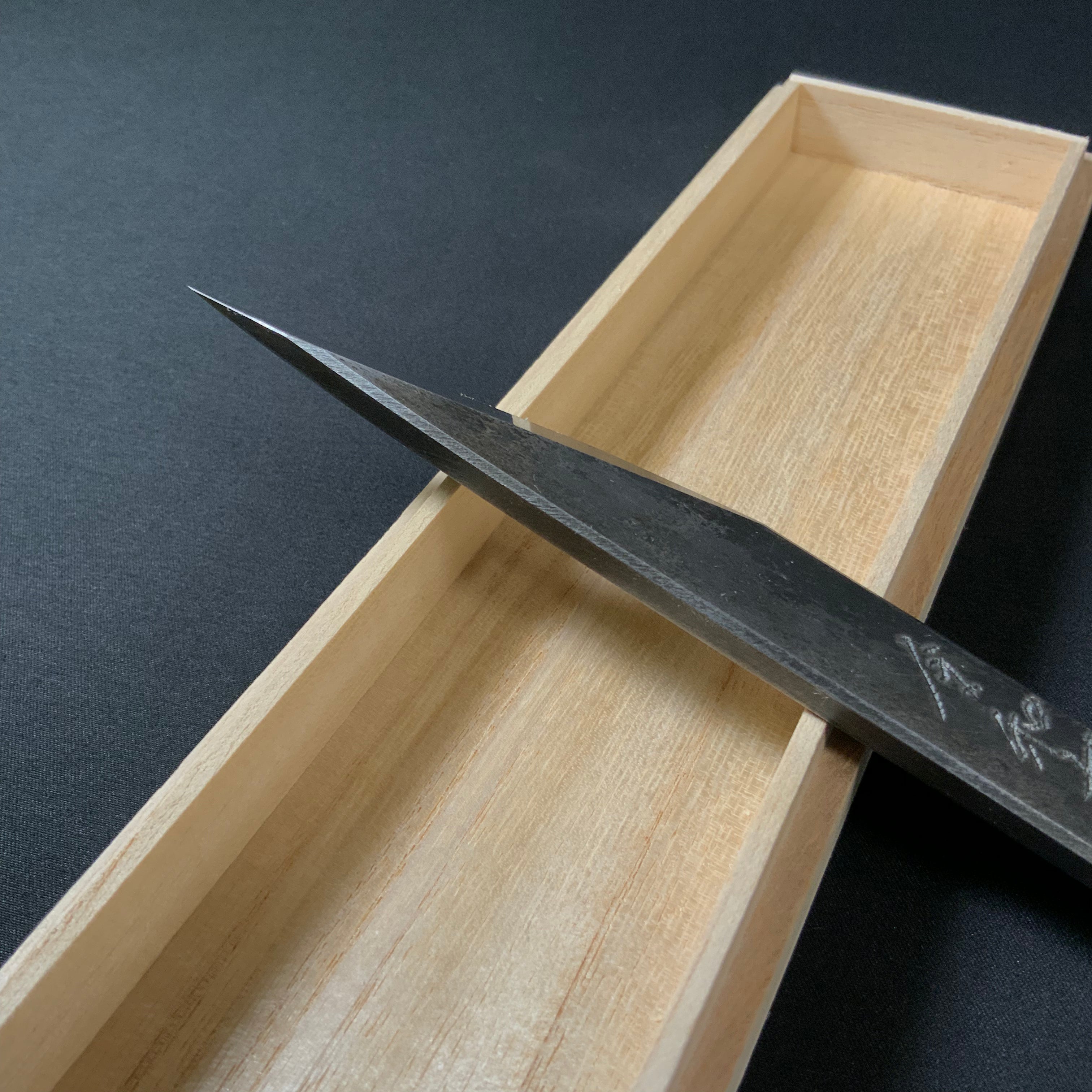 Transcend Right hand Kiridashi kinfe by Sozen Carving   渡己 素全作 切出し小刀 右 18mm