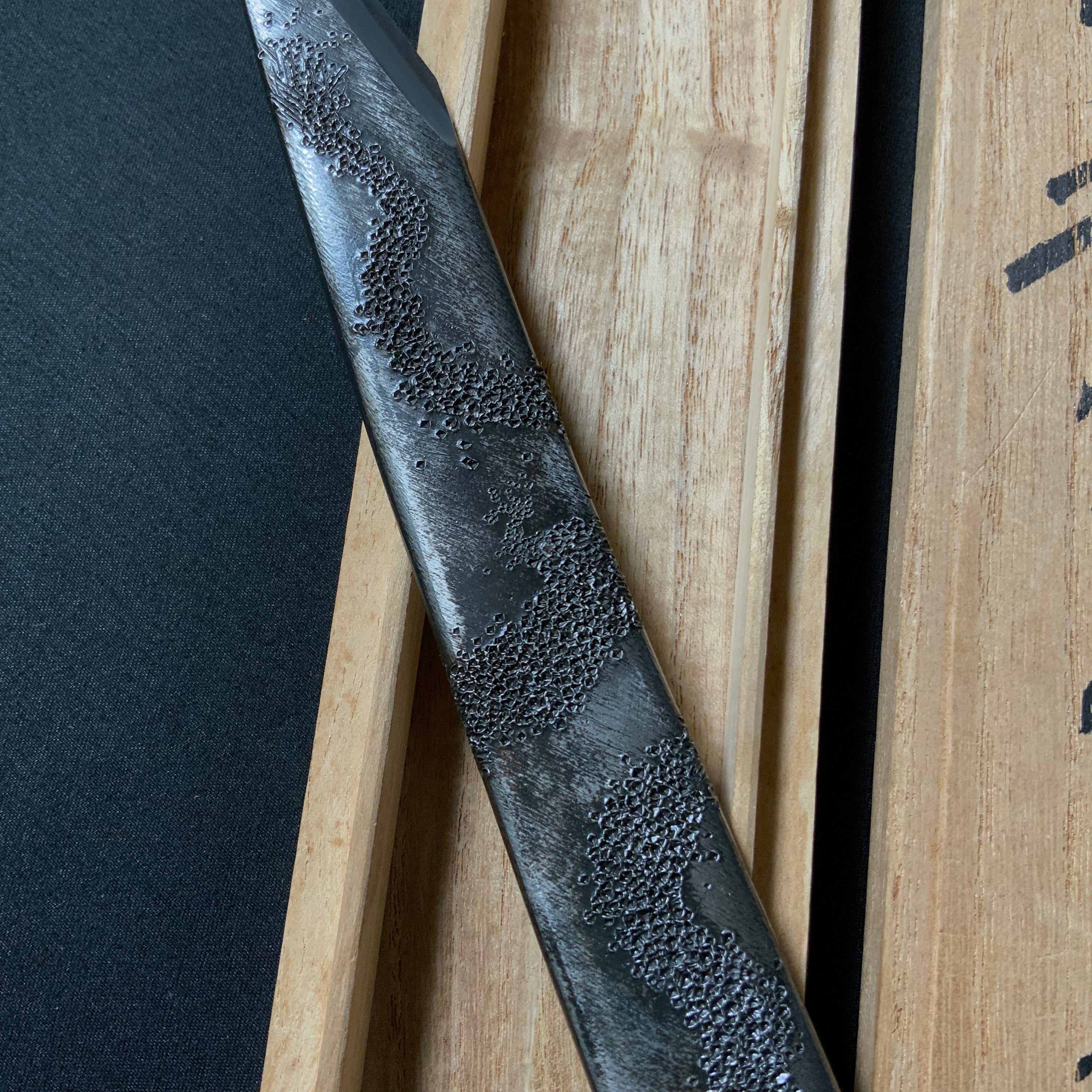 Old stock #2  Dragon Kiridashi Knives by Kunikei 3rd Right hand 掘出し物 三代目国慶作 翔龍 切出し小刀 21mm 右