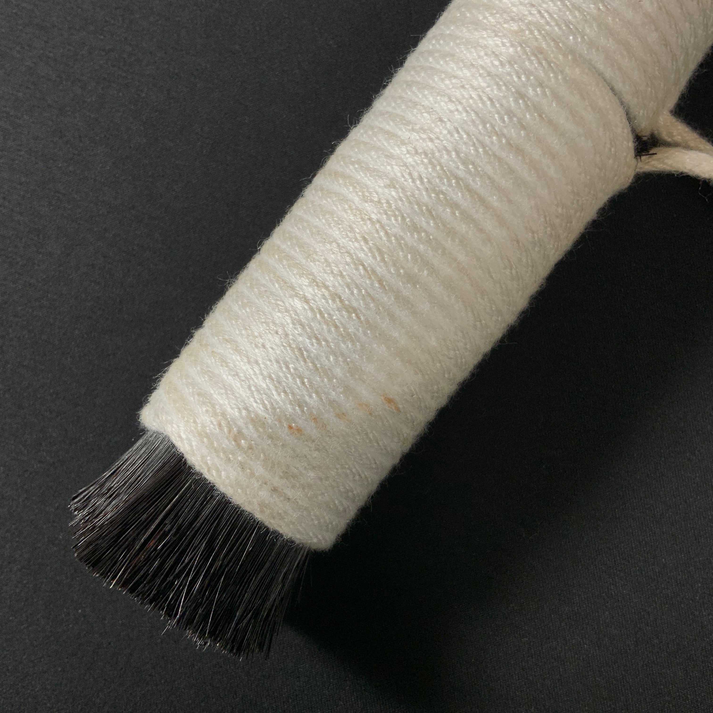 うずくり  Traditional Uzukuri wood texture (raised grain finish)