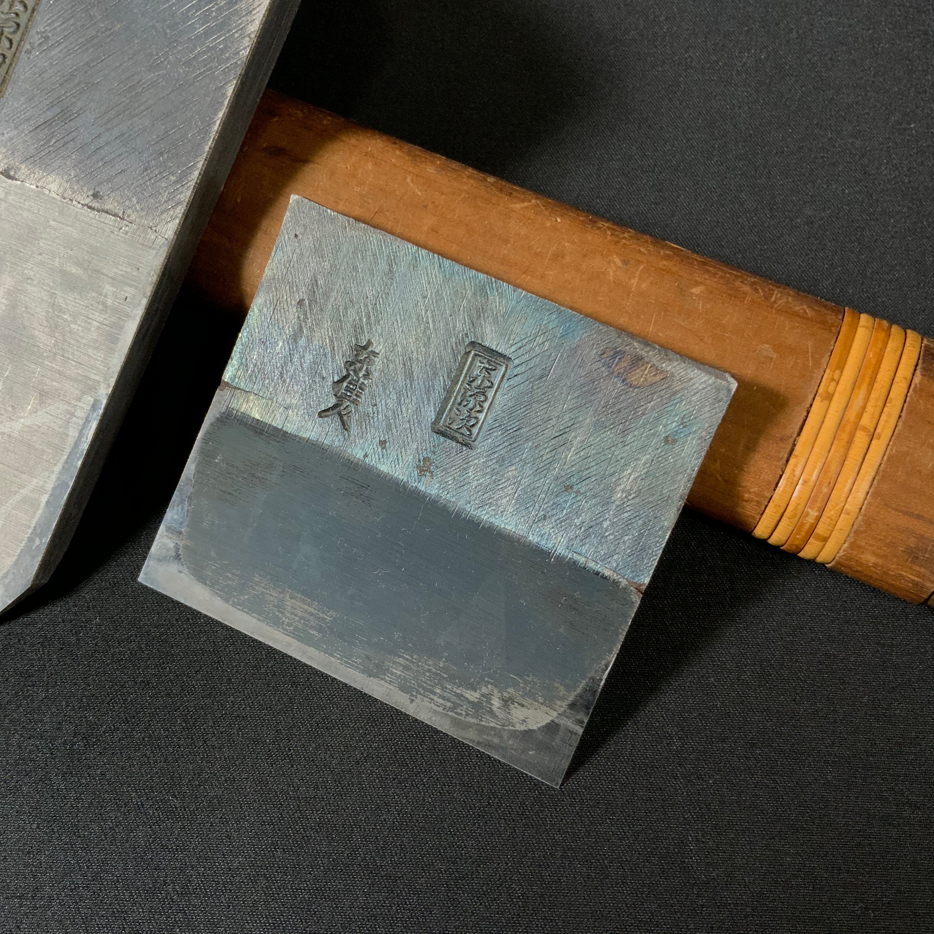 掘出し物 東源次 仕上鉋 白樫台 70mm    Old stock Azuma-Genji Smoothing Plane (Kanna) with White Oak dai