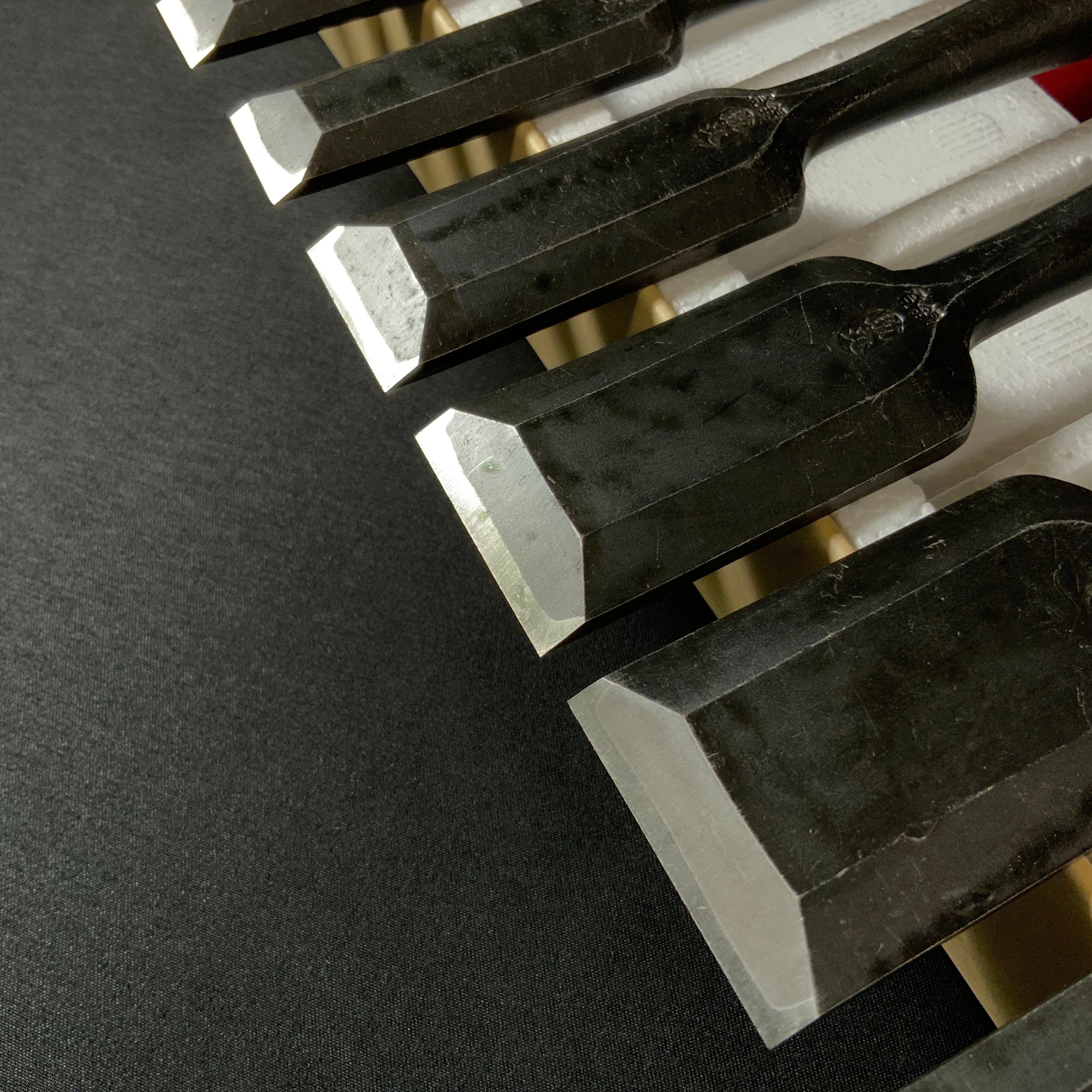 #M187 Mixed set  Bench chisels 10pc set by Sukemaru and Syuhou   助丸 秀宝 バラ鑿合わせ  追入10本組鑿