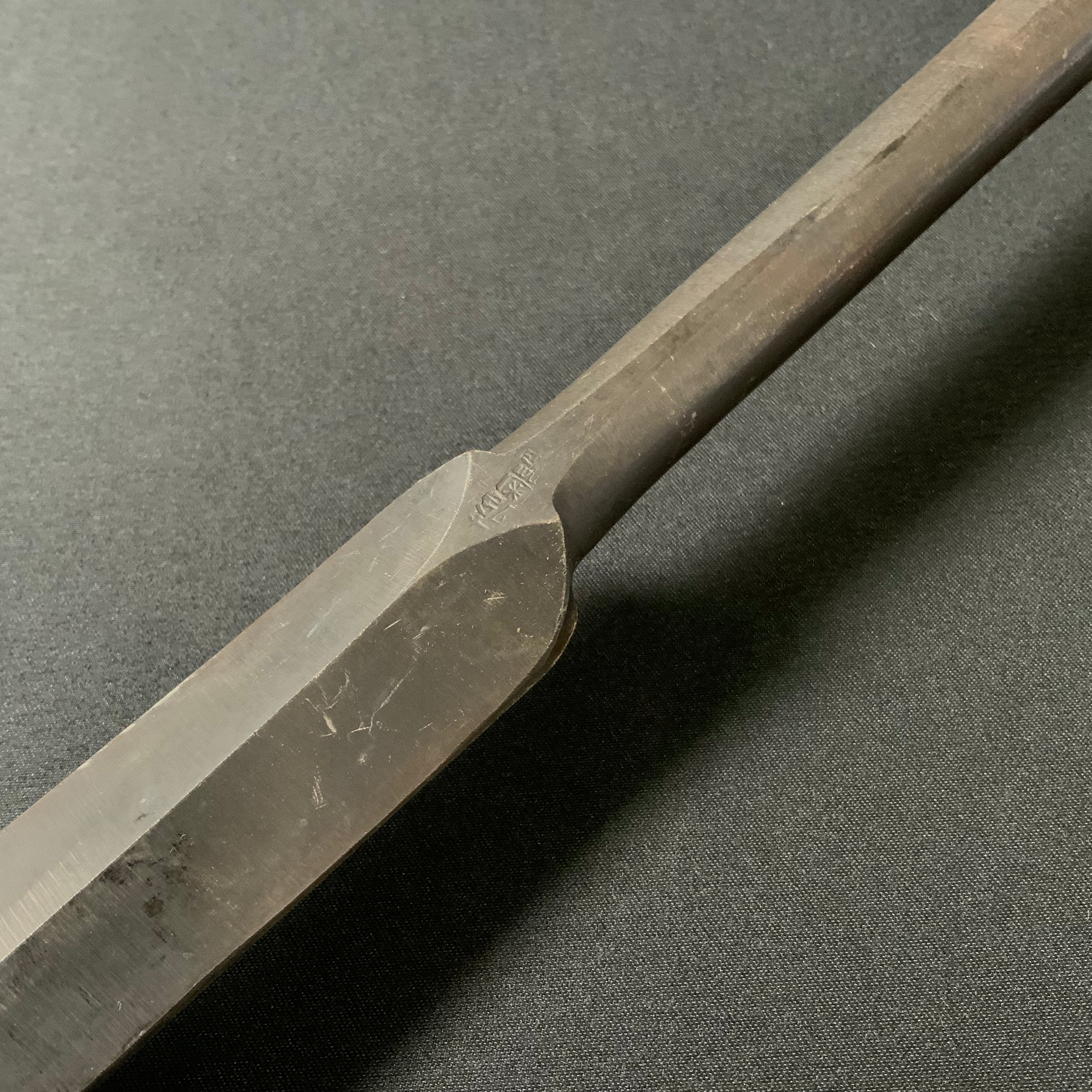 掘出し物 菊弘丸 本突き鑿 24mm   Old stock Kikuhiromaru Slick Chisels (Ootsuki-nomi, Hontsuki-Nomi)