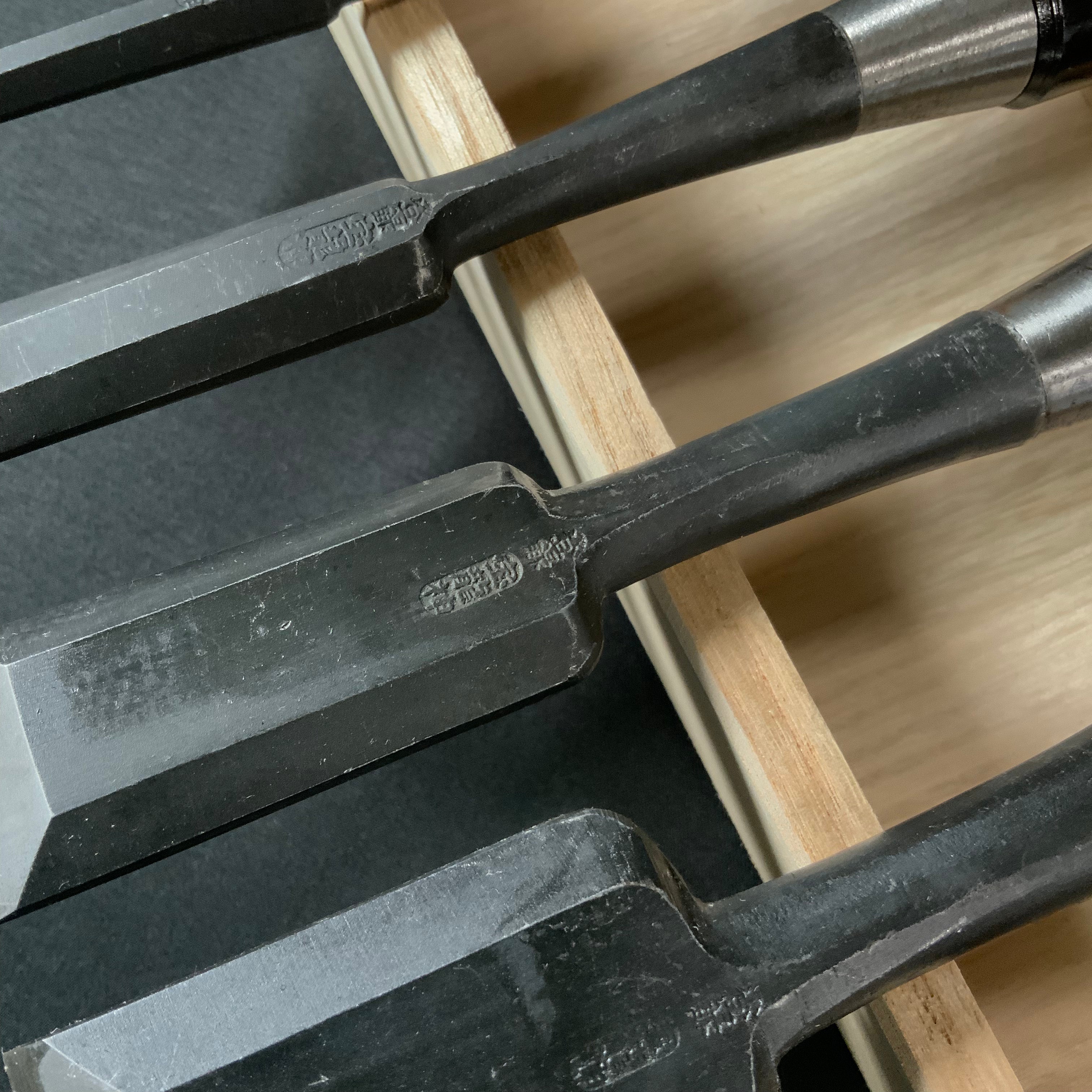 #M190 Old Stock TakaraRyujin  Bench chisels 6pc set    掘出し物 宝龍神 追入鑿 6本組
