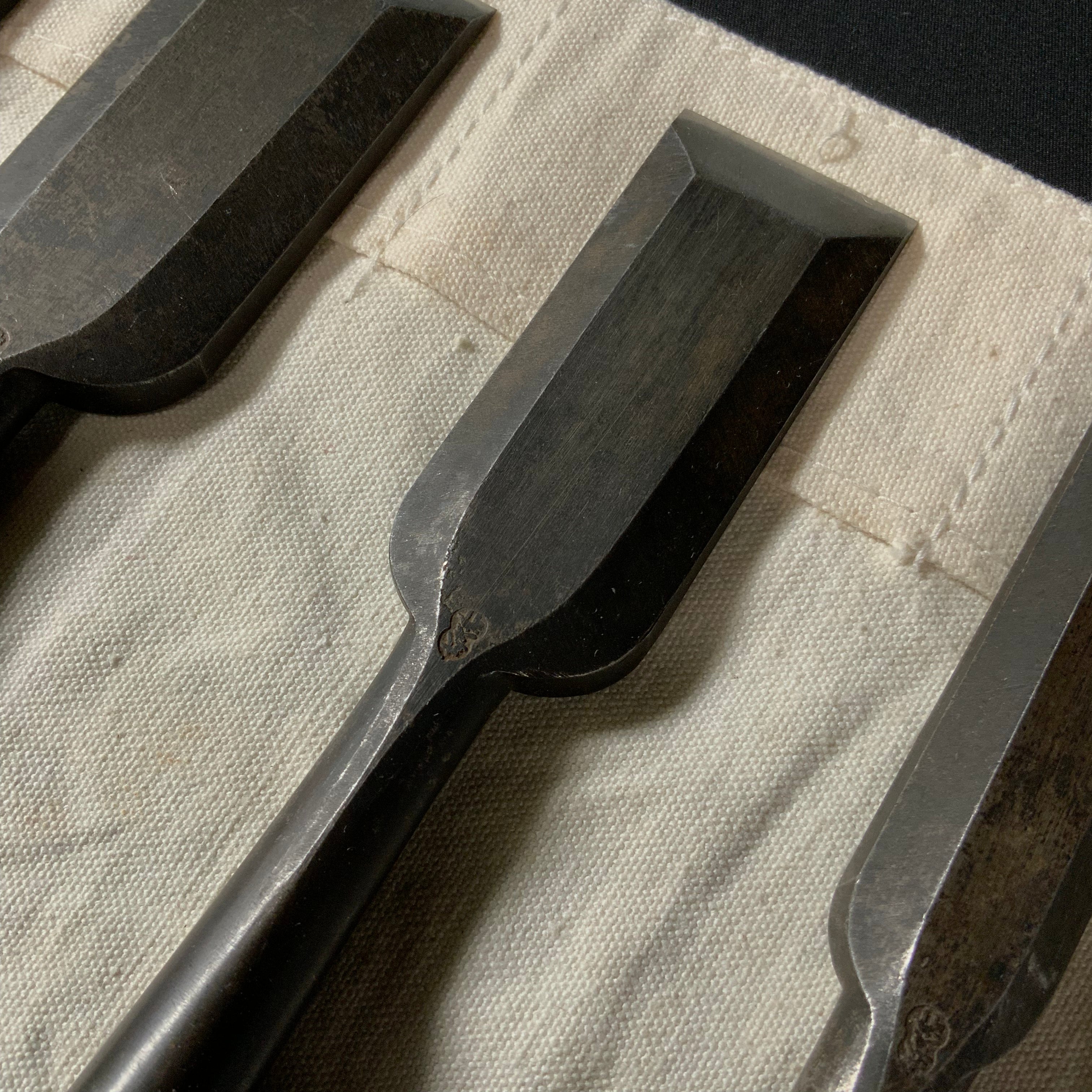 掘出し物 二代目左久作 叩き鑿  池上喬庸作  Old stock #1 Hidari Hisasaku 2rd  Timber chisels by Ikegami Takanobu Tatakinomi