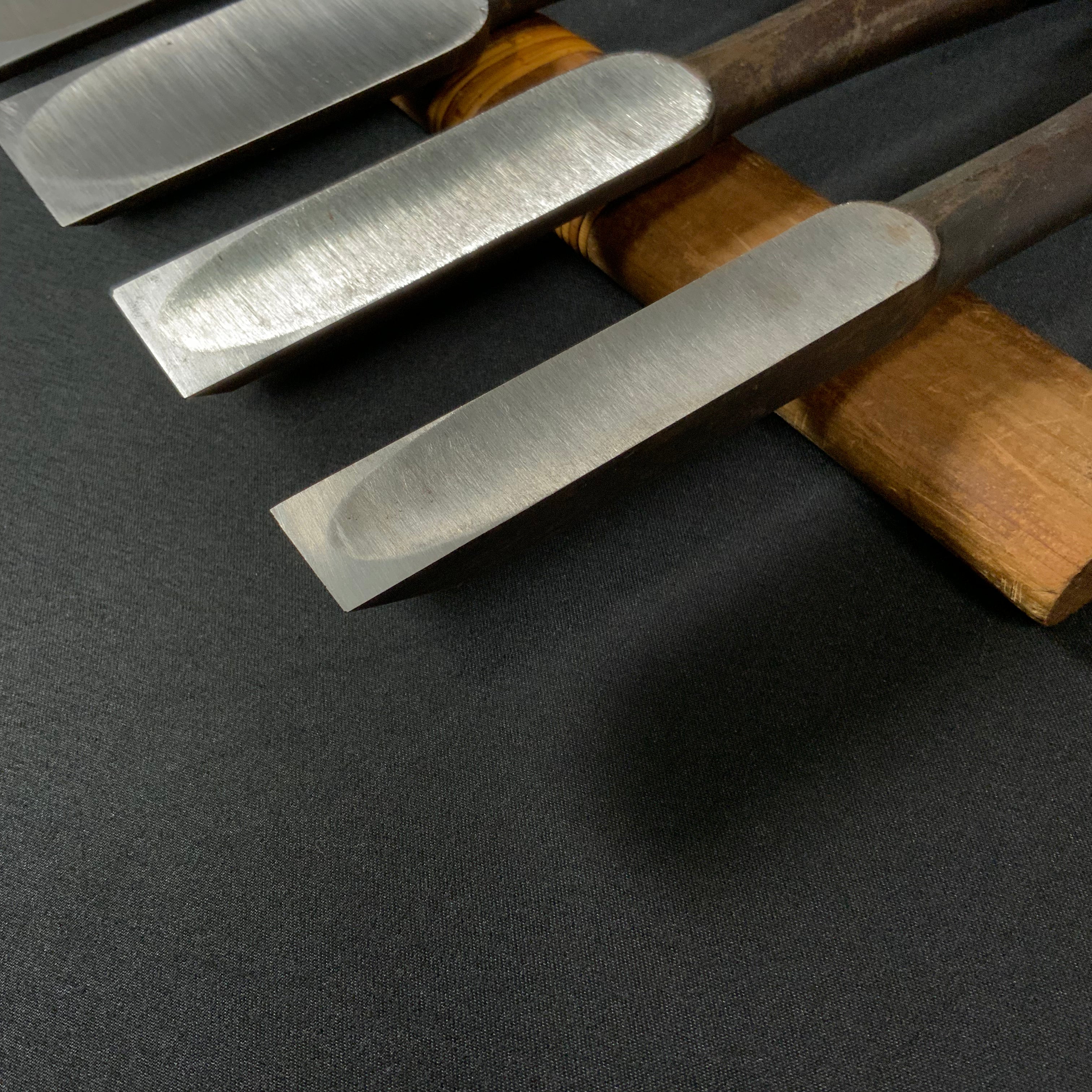 掘出し物 二代目左久作 叩き鑿  池上喬庸作  Old stock #1 Hidari Hisasaku 2rd  Timber chisels by Ikegami Takanobu Tatakinomi