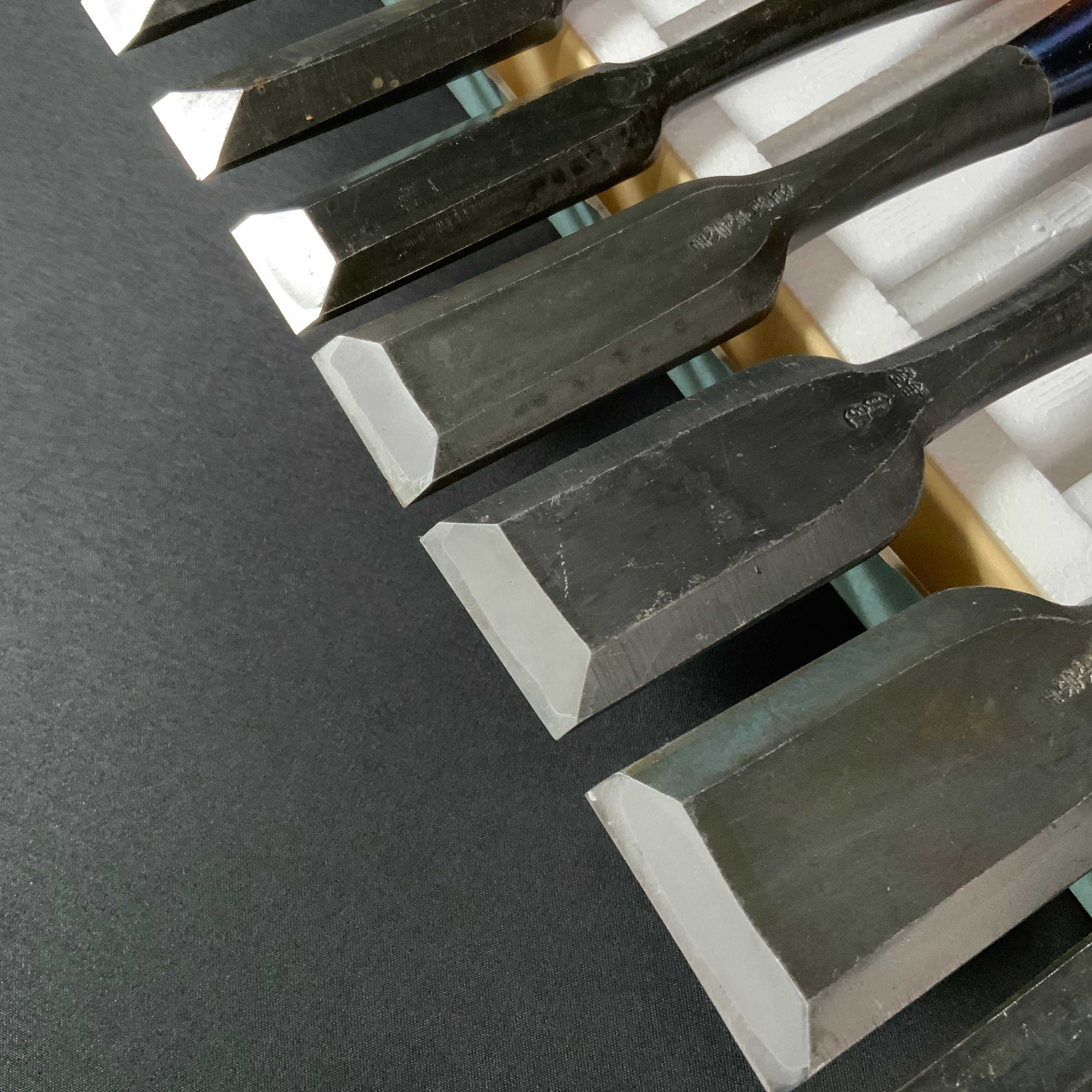 M193 Mixed set Bench chisels set for beginner by unknown smith  バラ鑿合わせ 初心者におすすめ 追入組鑿 M193