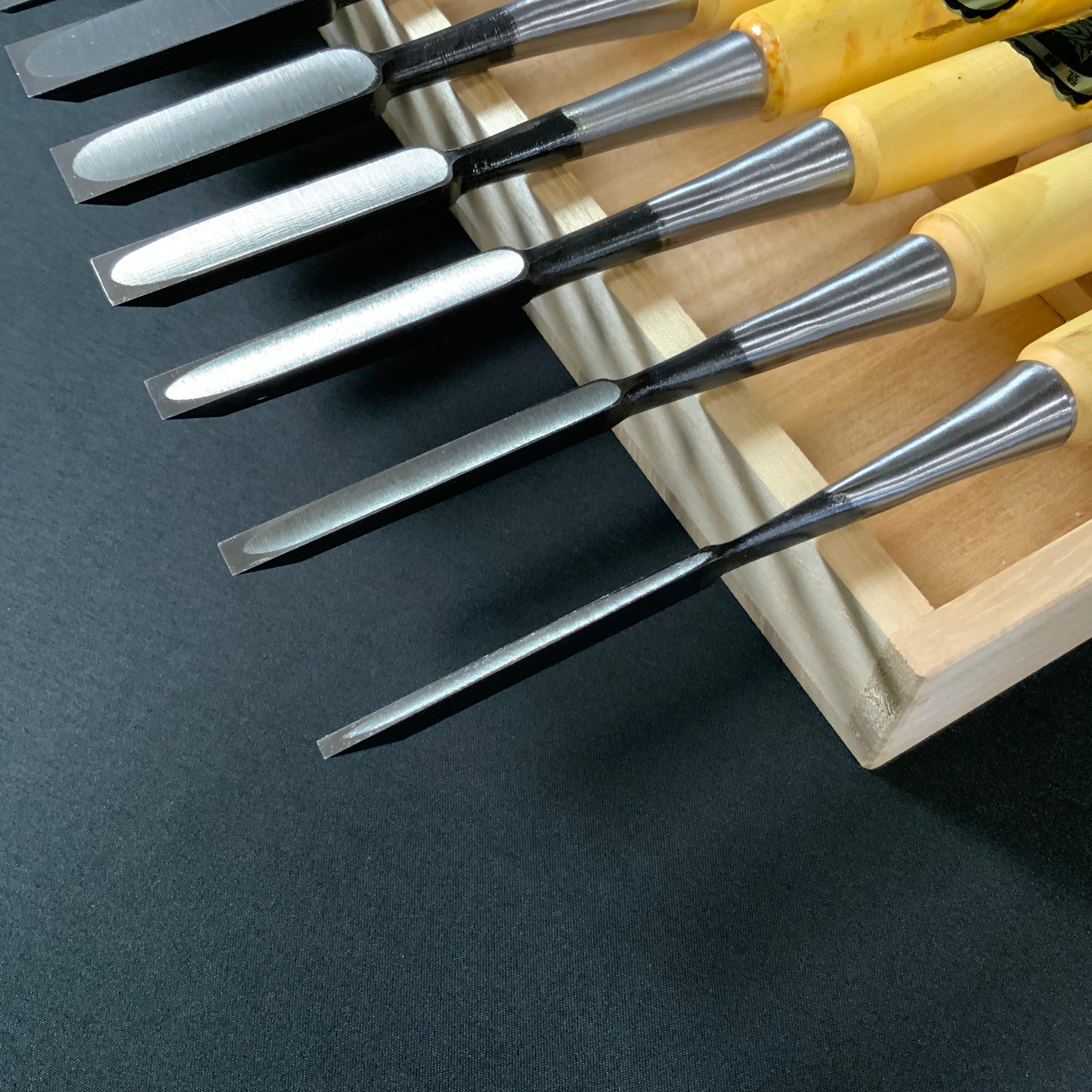 #5 Ouchi Bench chisels set Gumi Handle by Ouchi 4th generation  宗家大内 追入組鑿 グミ柄 桐箱付 四代目大内俊明作