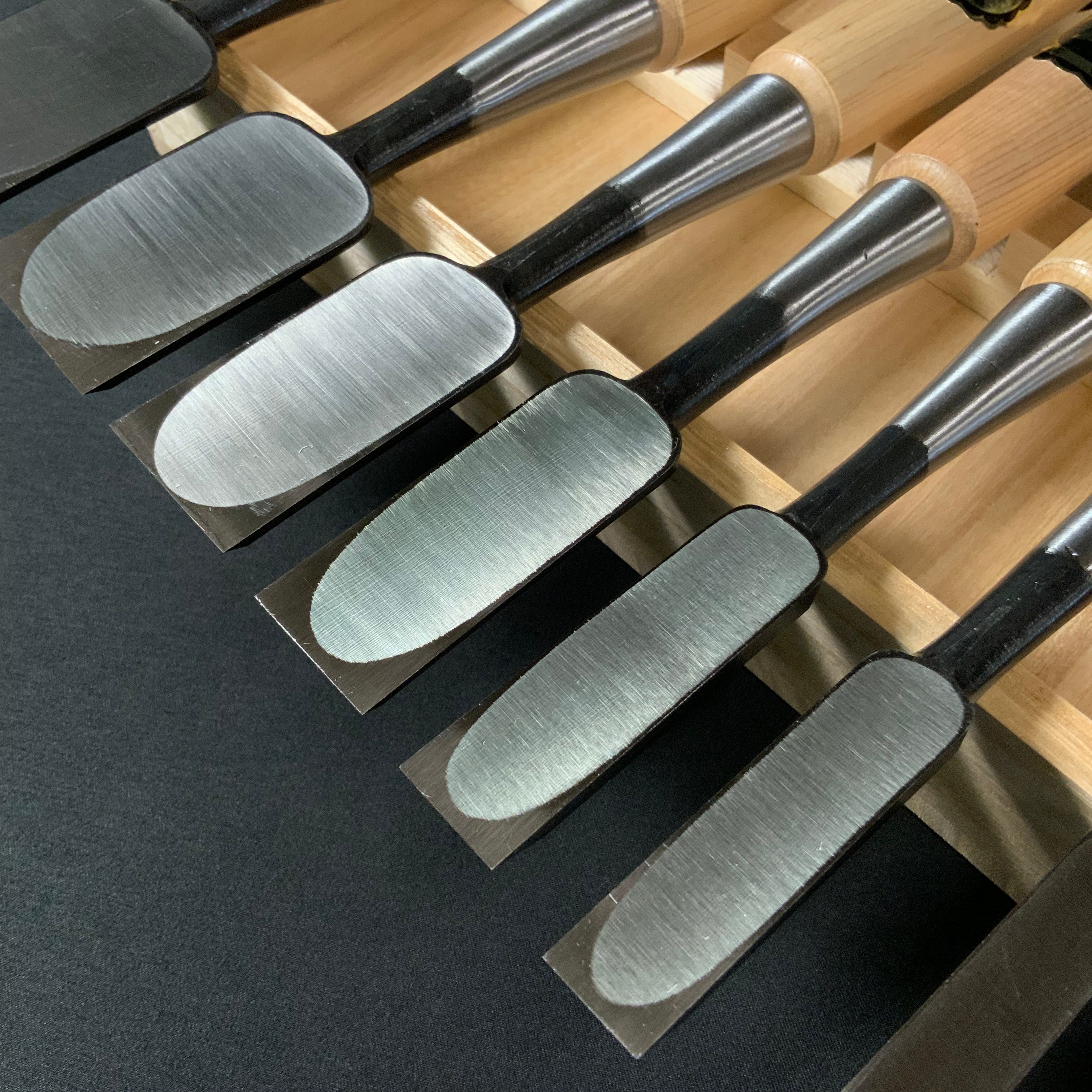 #3 Ouchi Bench chisels set by Ouchi 4th generation white Oak Handle  宗家大内 追入組鑿 芯持白樫柄 桐箱付 四代目大内俊明作
