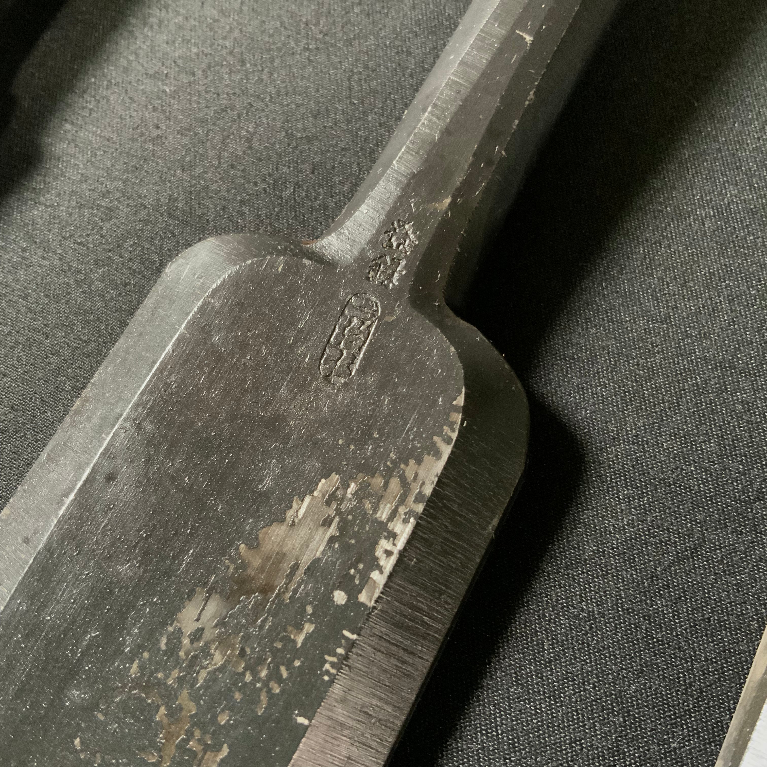 二治弘 穴屋鑿 今井忠太郎作    Nijihiro Slick Chisels by Chuutarou Imai