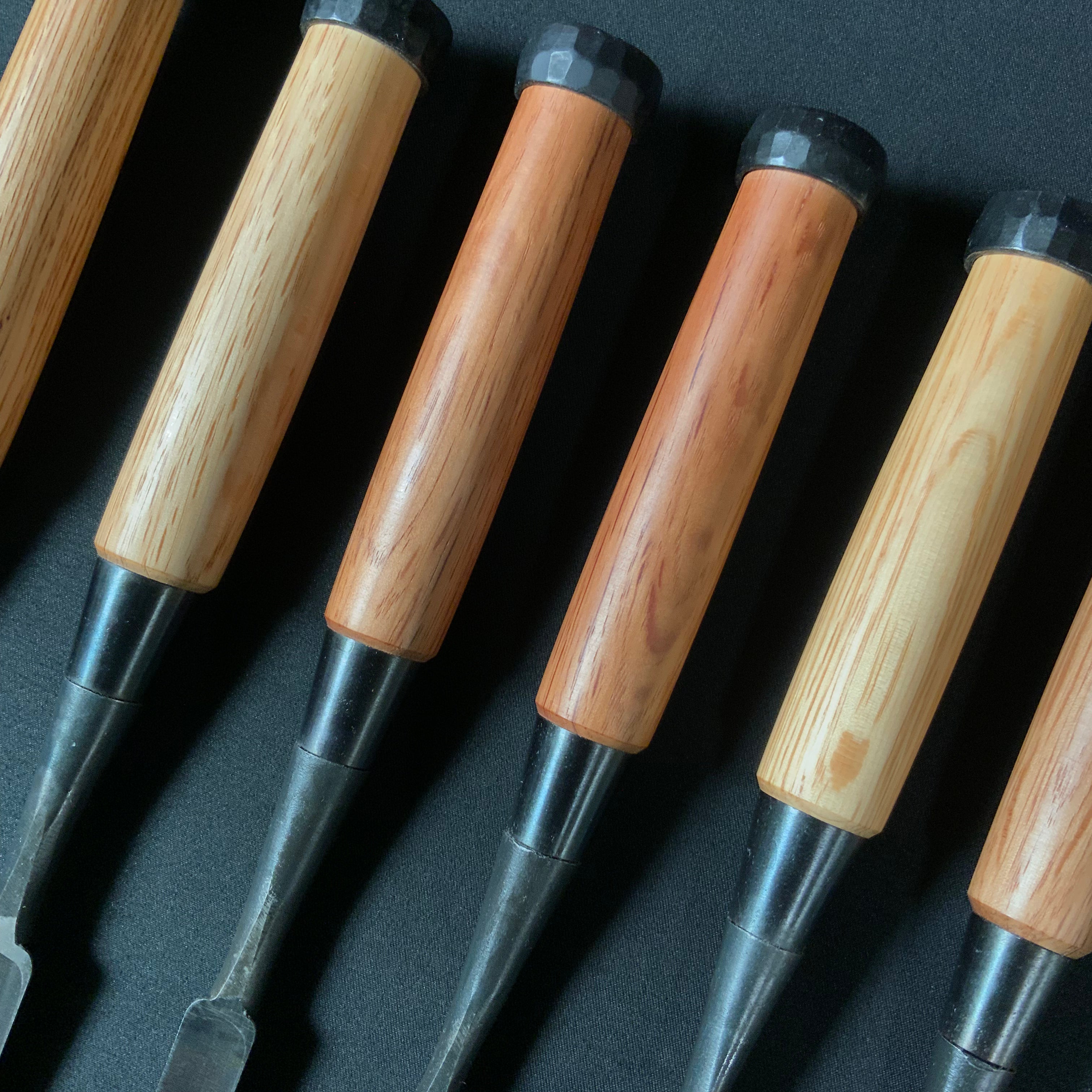 今井忠太郎作 二治弘 鎬 追入鑿    Nijihiro Dovetail Bench chisels by Chuutarou Imai