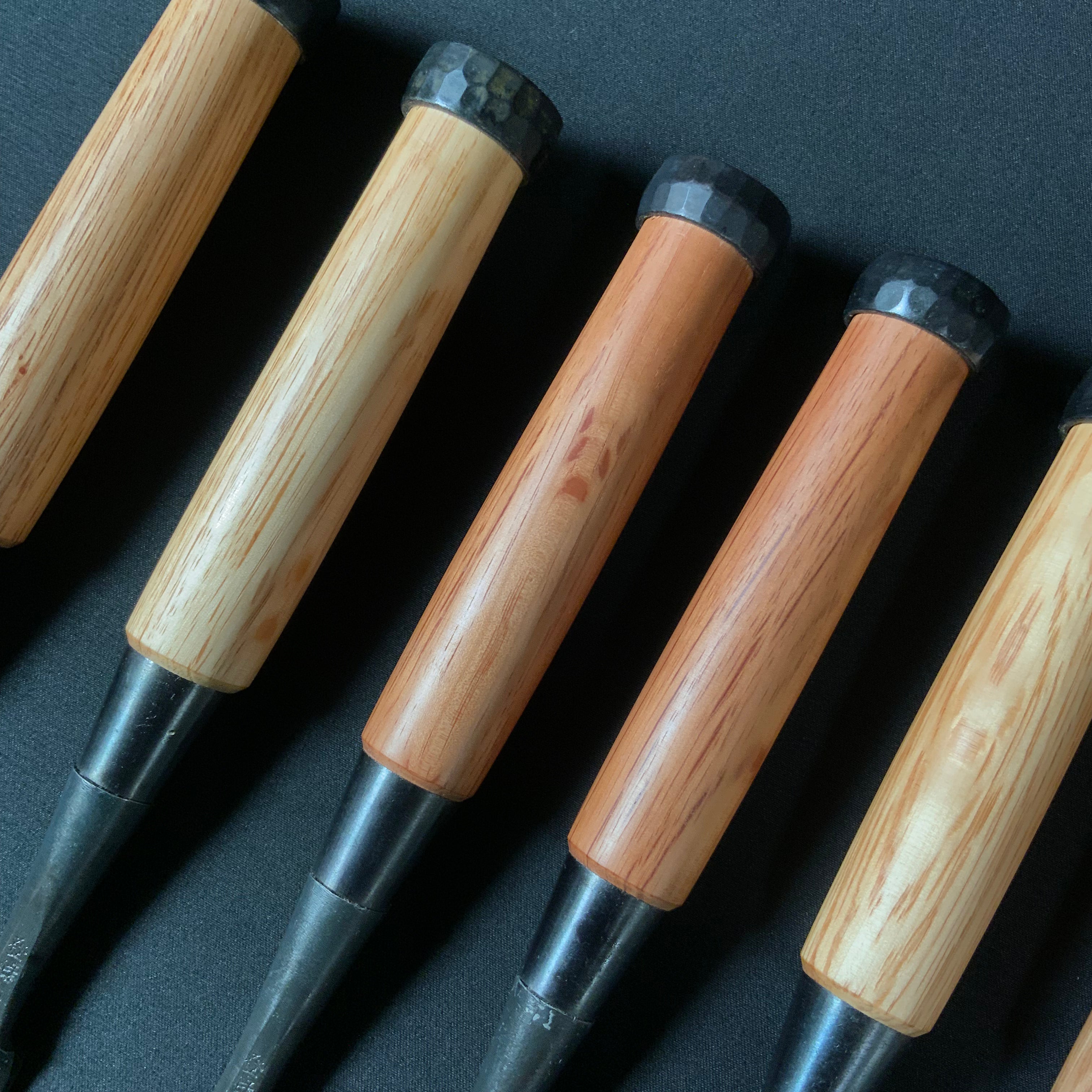 今井忠太郎作 二治弘 鎬 追入鑿    Nijihiro Dovetail Bench chisels by Chuutarou Imai