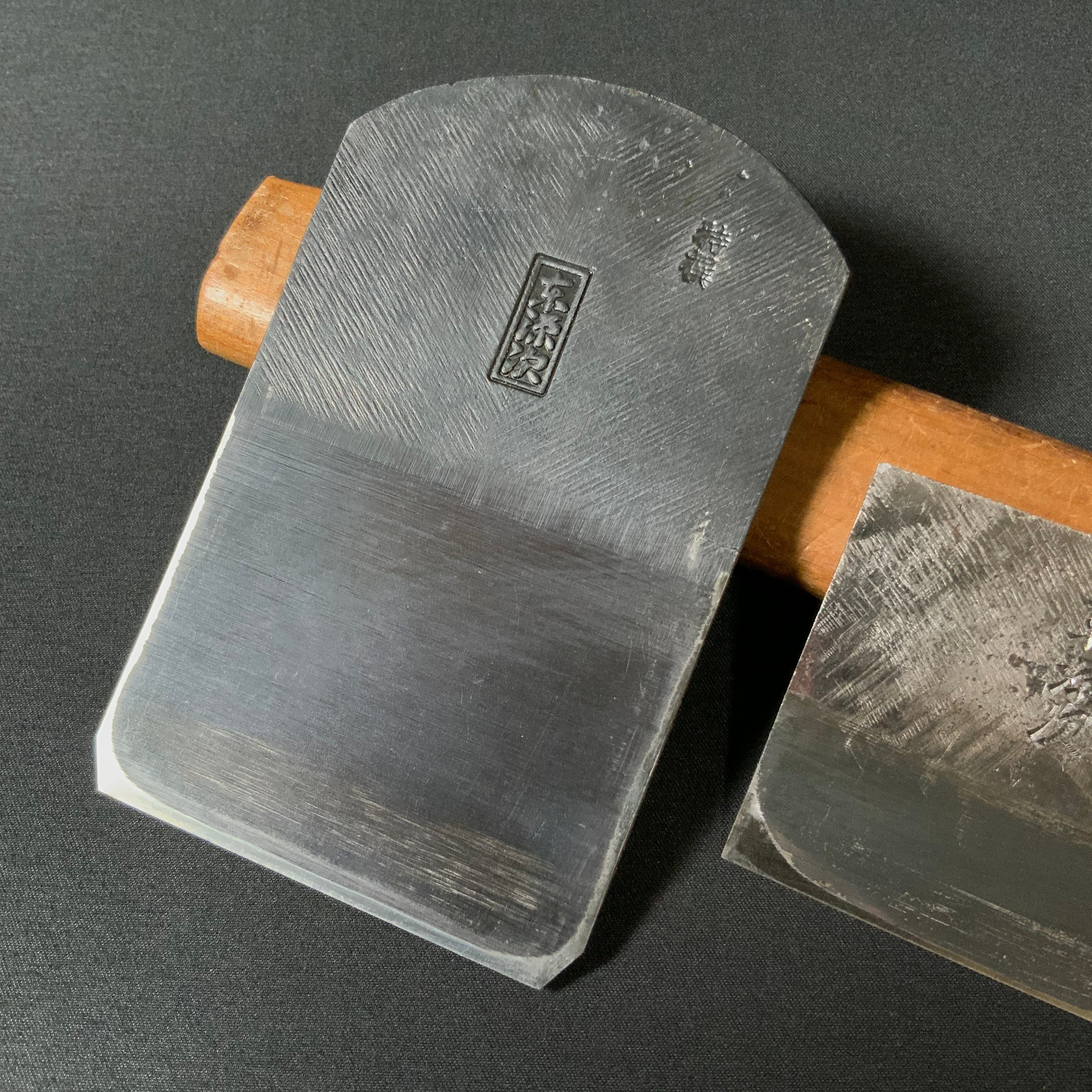 Old stock Premium Azuma-Genji Plane (Kanna) with Red Oak dai 掘出し物 特撰 東源次 仕上鉋 赤樫台 70mm