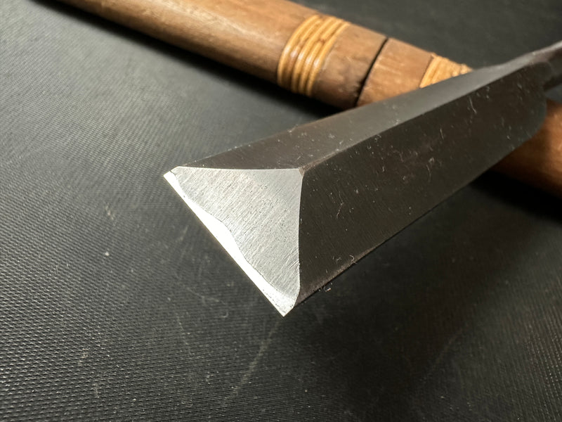 Old Stock Dovetail Paring chisels with white steel *******掘出し物 シノギ薄鑿 Usunomi 24mm