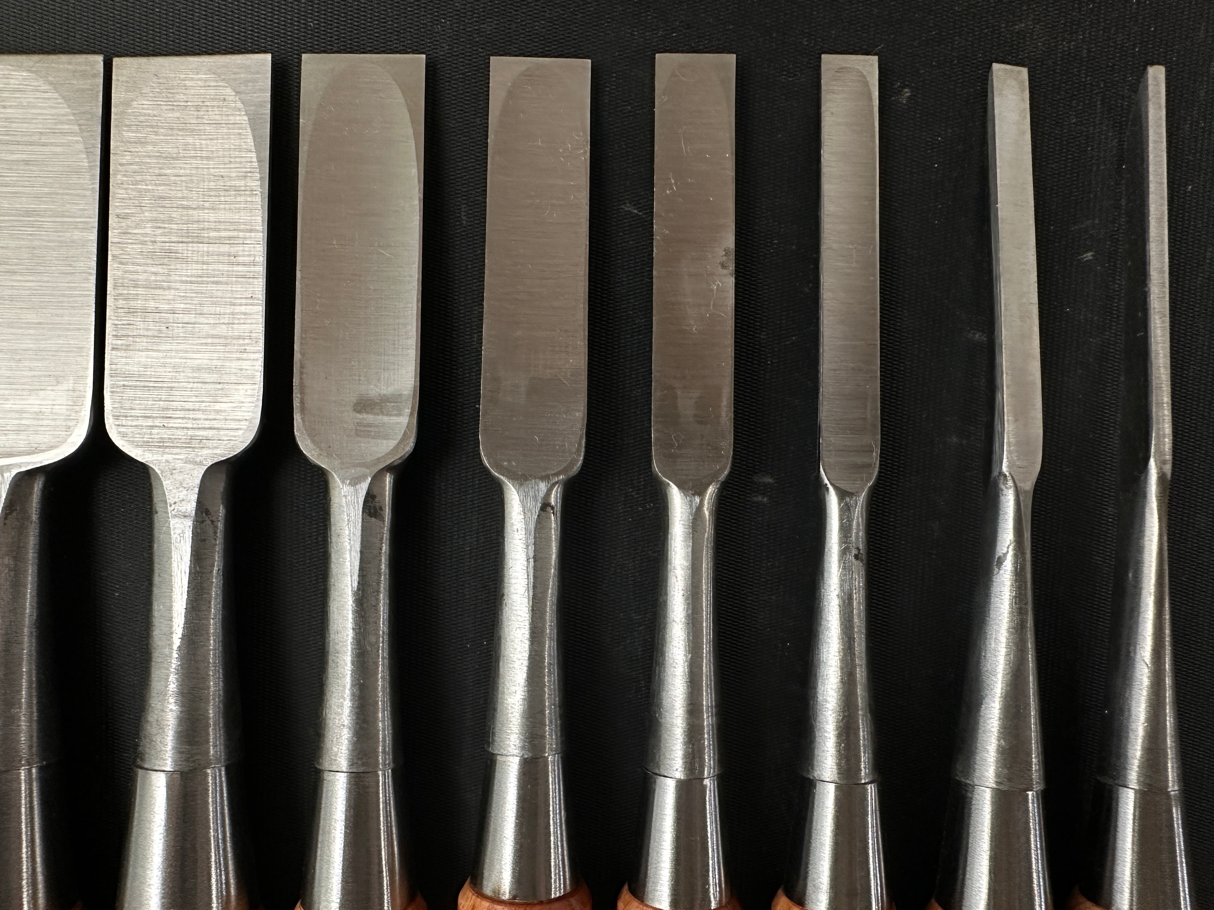 Old stock #2 Wholesaler stamp Takayuki Sukemaru 4th High-Speed Steel Bench chisels set 掘出し物 四代助丸 問屋銘 ハイス鋼追入組鑿 Oirenomi