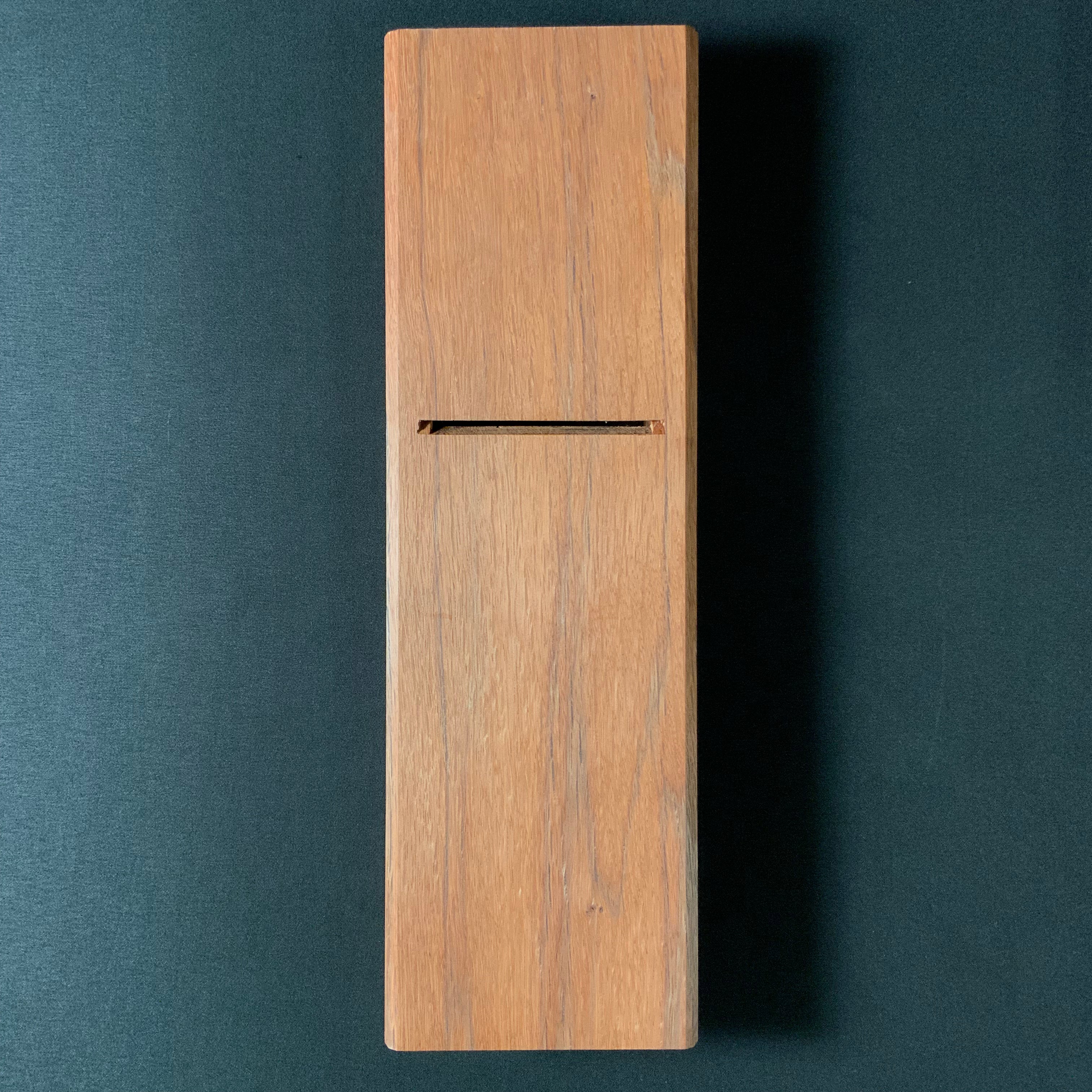 Old stock Mosaku Kandakikuo Plane (Kanna)  掘出し物 も作 神田規久夫 仕上鉋 70mm