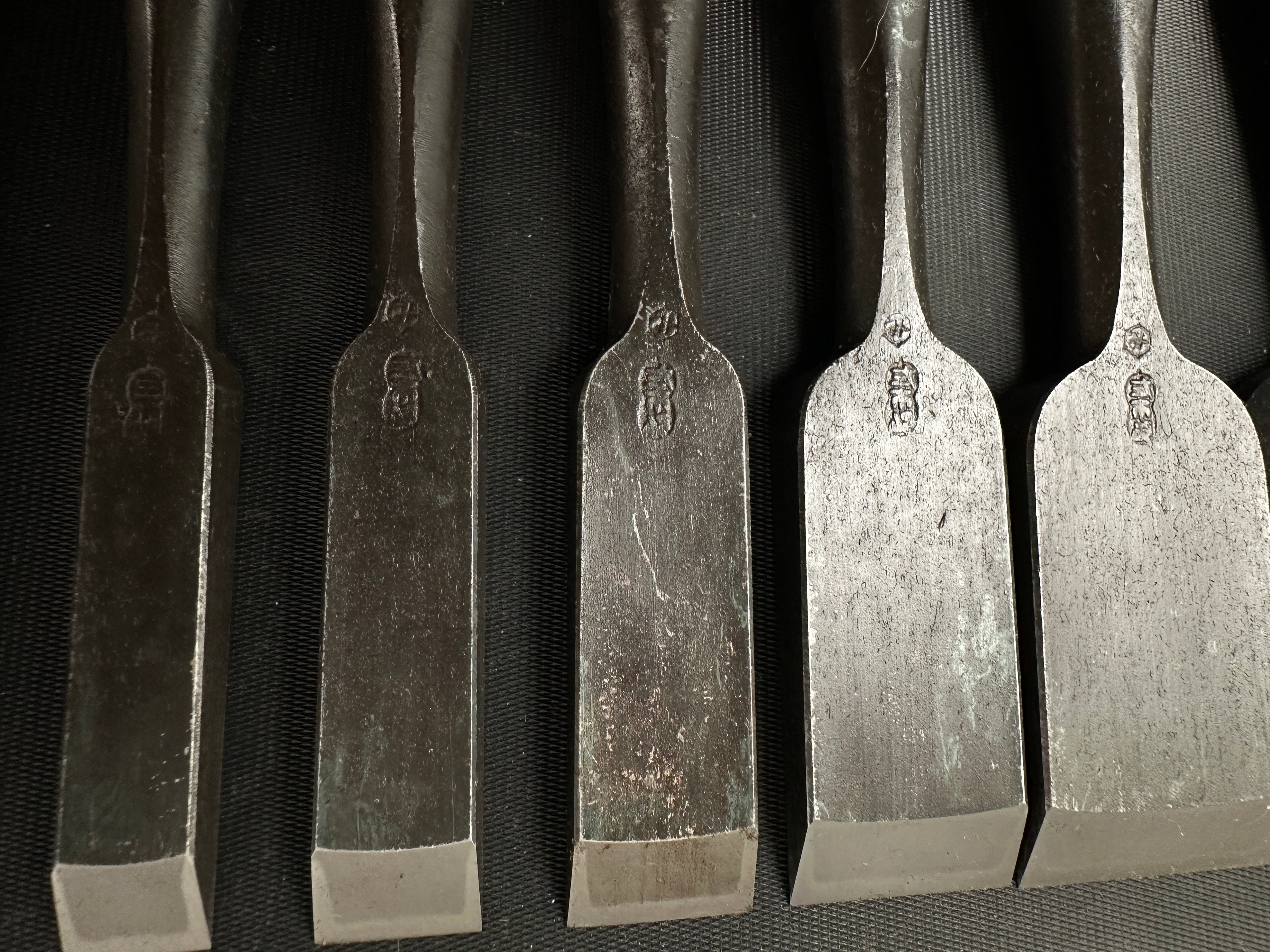 Hidari Ichihiro Kakuuchi Bench chisels set 左市弘 角打追入組鑿 unused