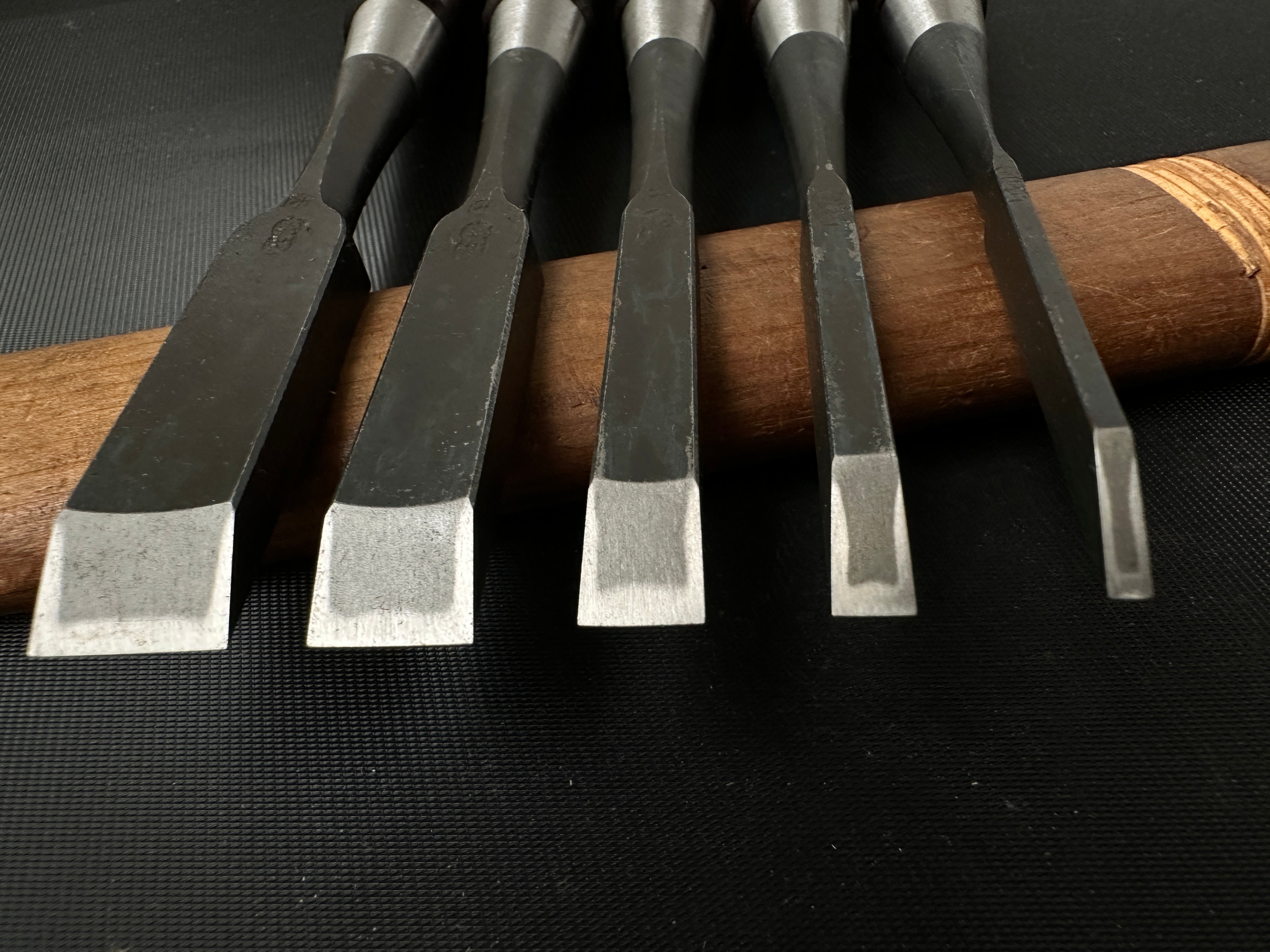 Hidari Ichihiro Kakuuchi Bench chisels set 左市弘 角打追入組鑿 unused