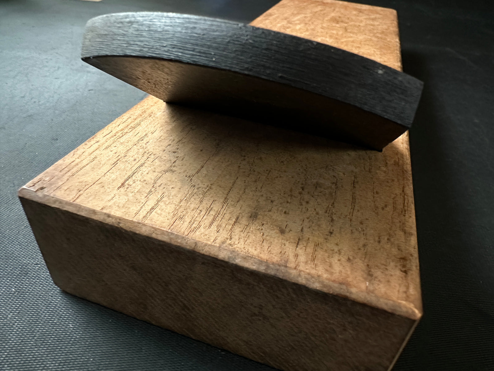 Old stock Shigenobu Smoothing Plane (Kanna) by Kiyoshi Nagamine 掘出し物 重 –  YAMASUKE KurashigeTools