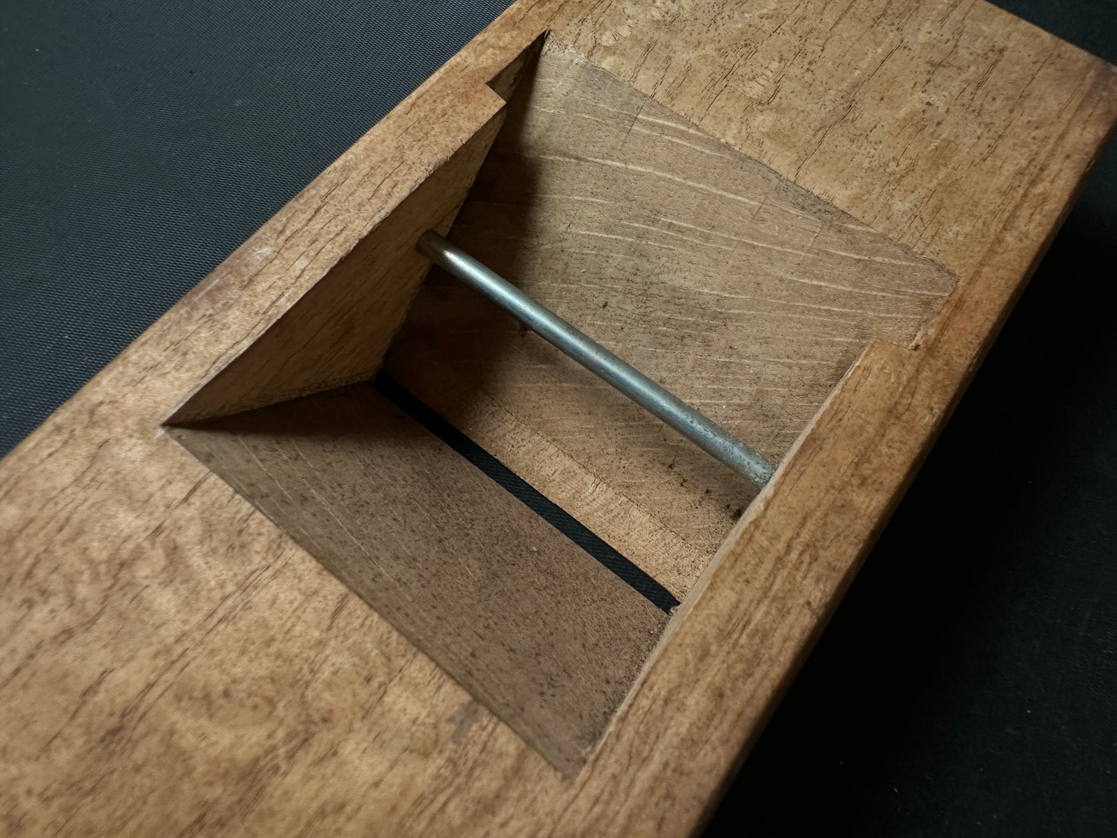 Old stock Shigenobu Smoothing Plane (Kanna) by Kiyoshi Nagamine 掘出し物 重 –  YAMASUKE KurashigeTools