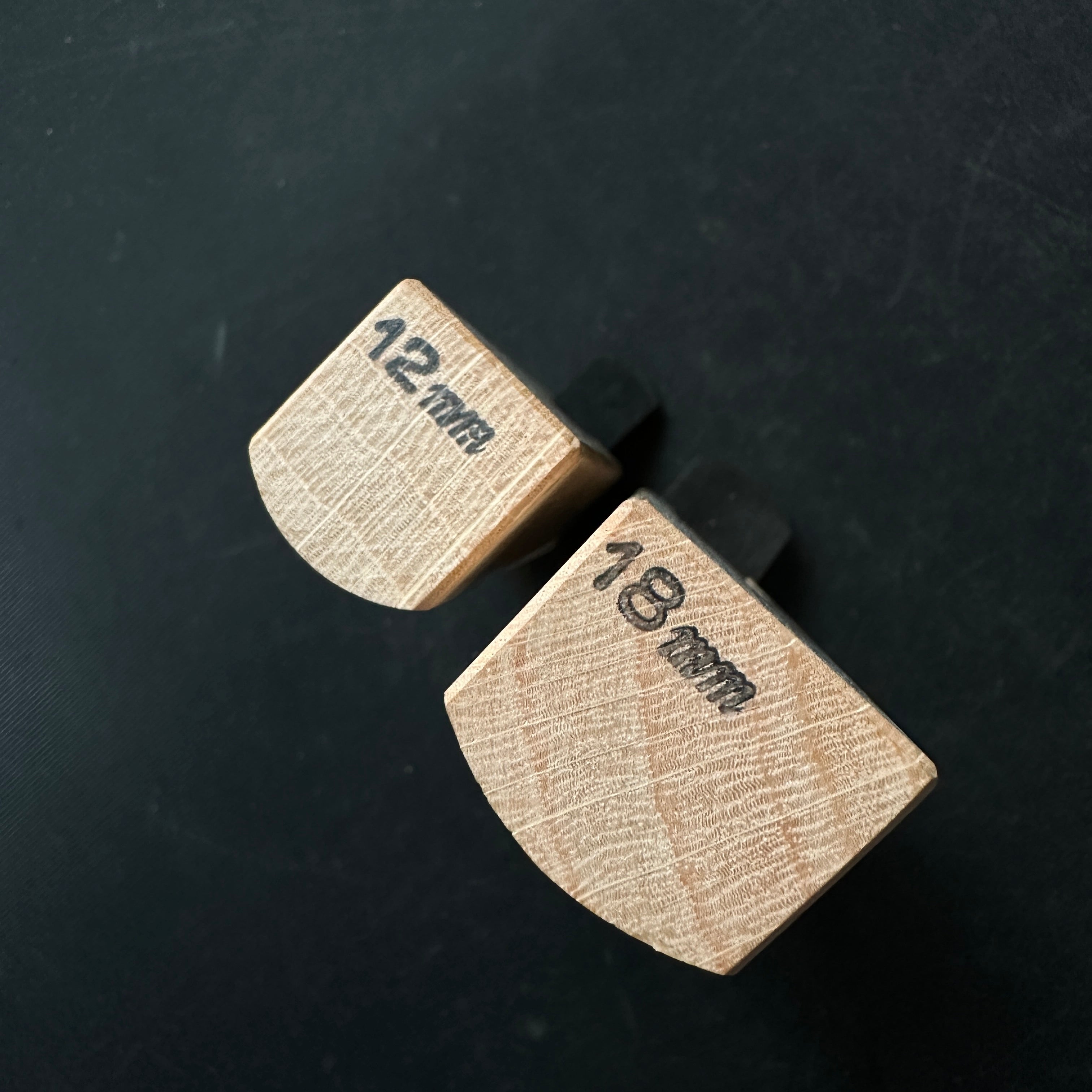 Komori Mini Rounding Plane  (Sotomaru Kanna)_____ 小森 豆外丸鉋 12・18mm