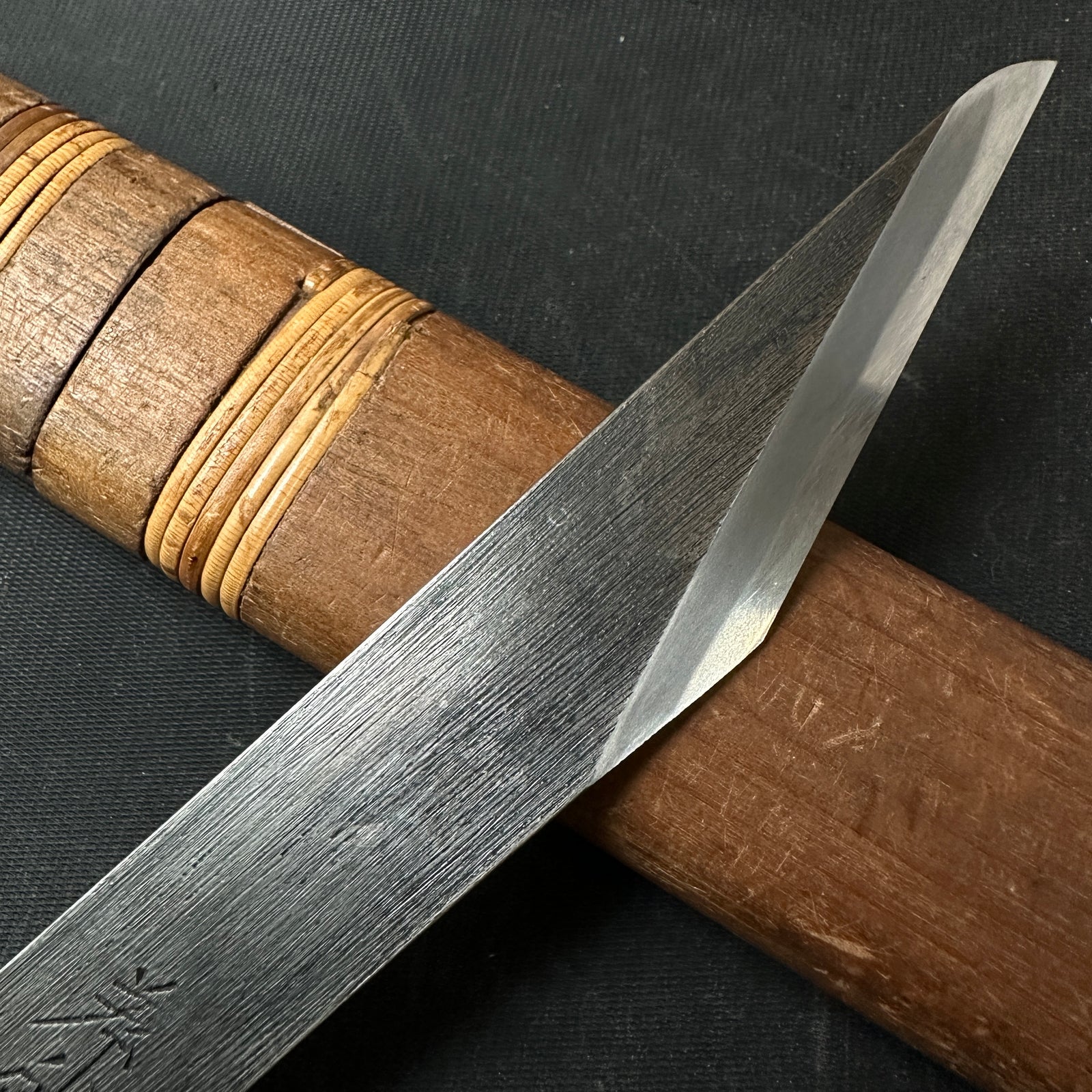 Old stock Fujiwara Yoshiaki Kiridashi Kokatana 掘出し物 藤原良明作 加藤清志氏 切出小刀 右 –  YAMASUKE KurashigeTools