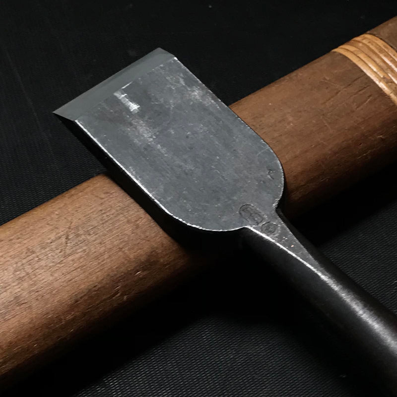 Used Sukechika Bench chisels by Tokyo smith  掘出し物  助近 藤倉萬之助作 追入鑿  30mm