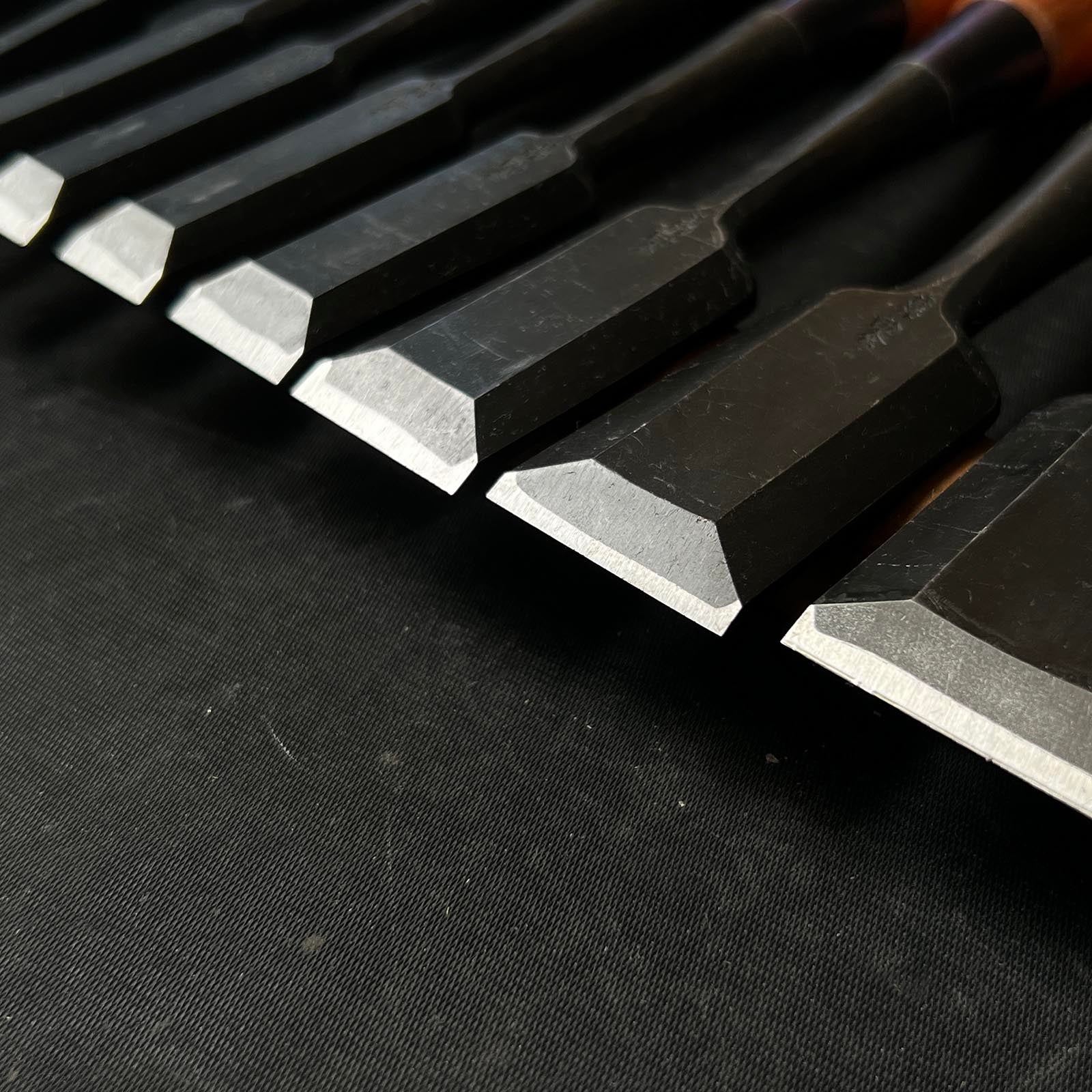 Sukekura Bench chisels set with White steel 助倉 追入組鑿 白紙鋼 三つ裏 Oirenomi