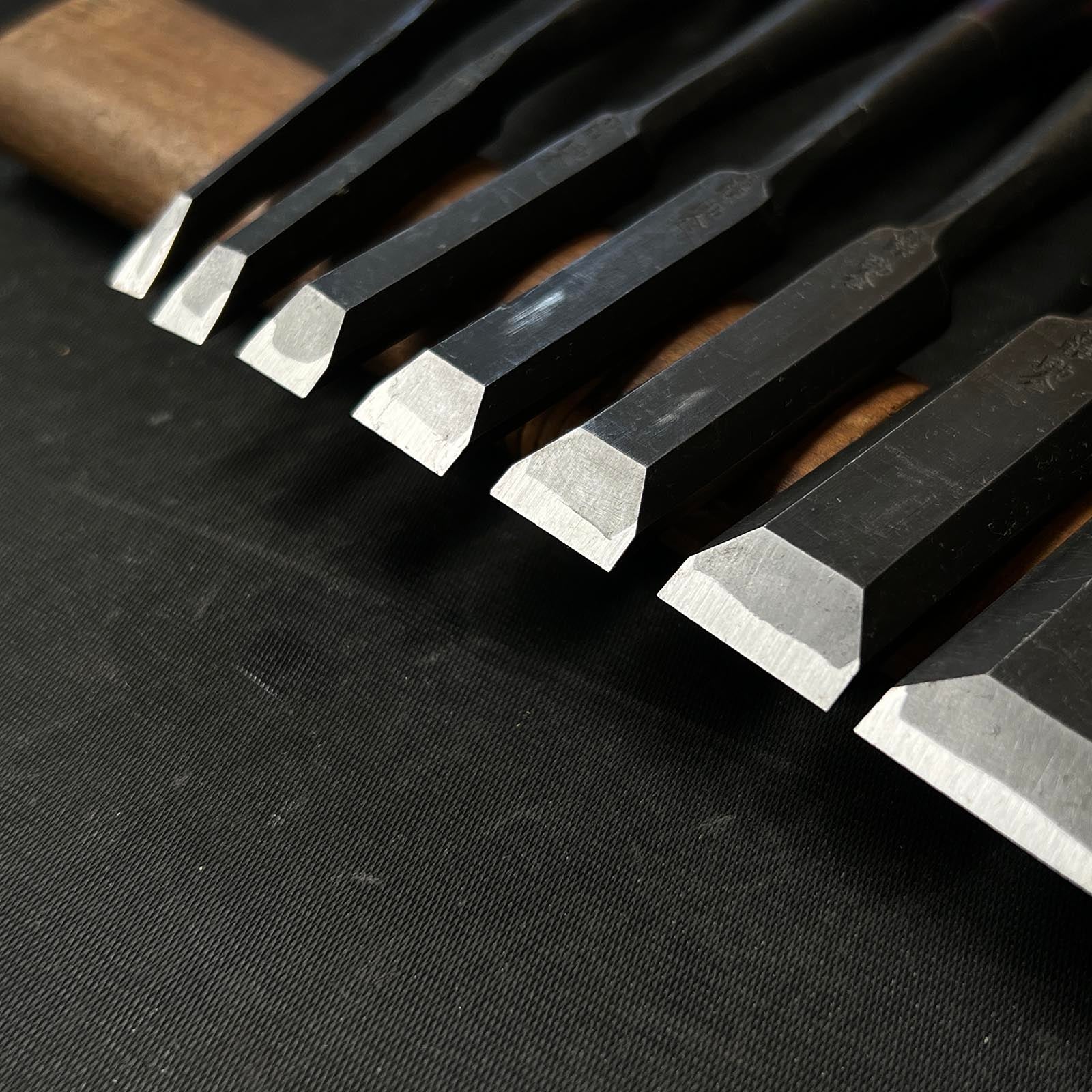 Sukekura Bench chisels set with White steel 助倉 追入組鑿 白紙鋼 三つ裏 Oirenomi