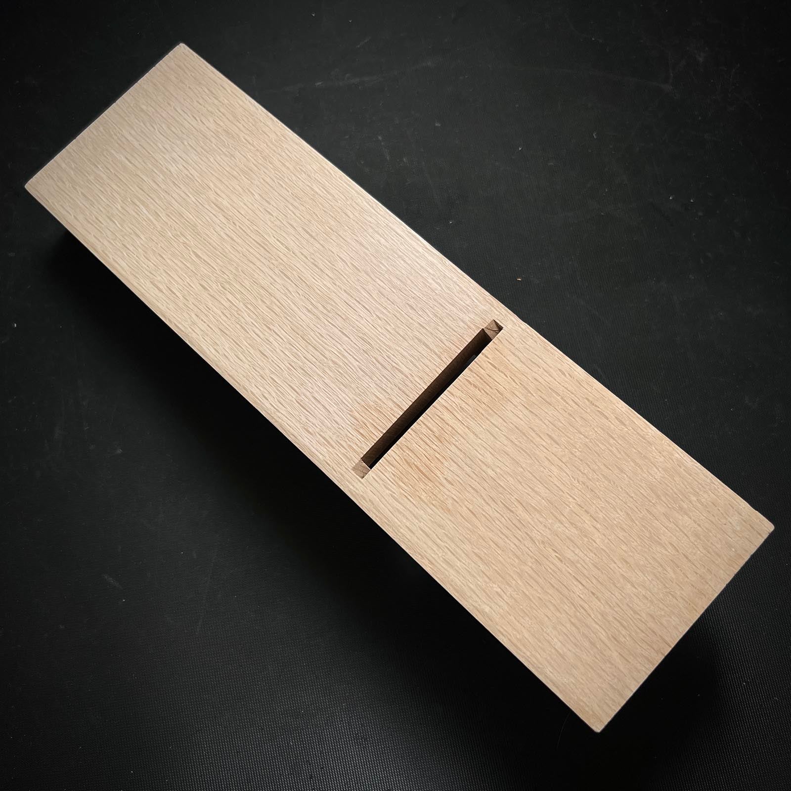 Used Smoothing Plane (Kanna) by Mosaku   中古 も作 規久仕 上げ鉋 70mm