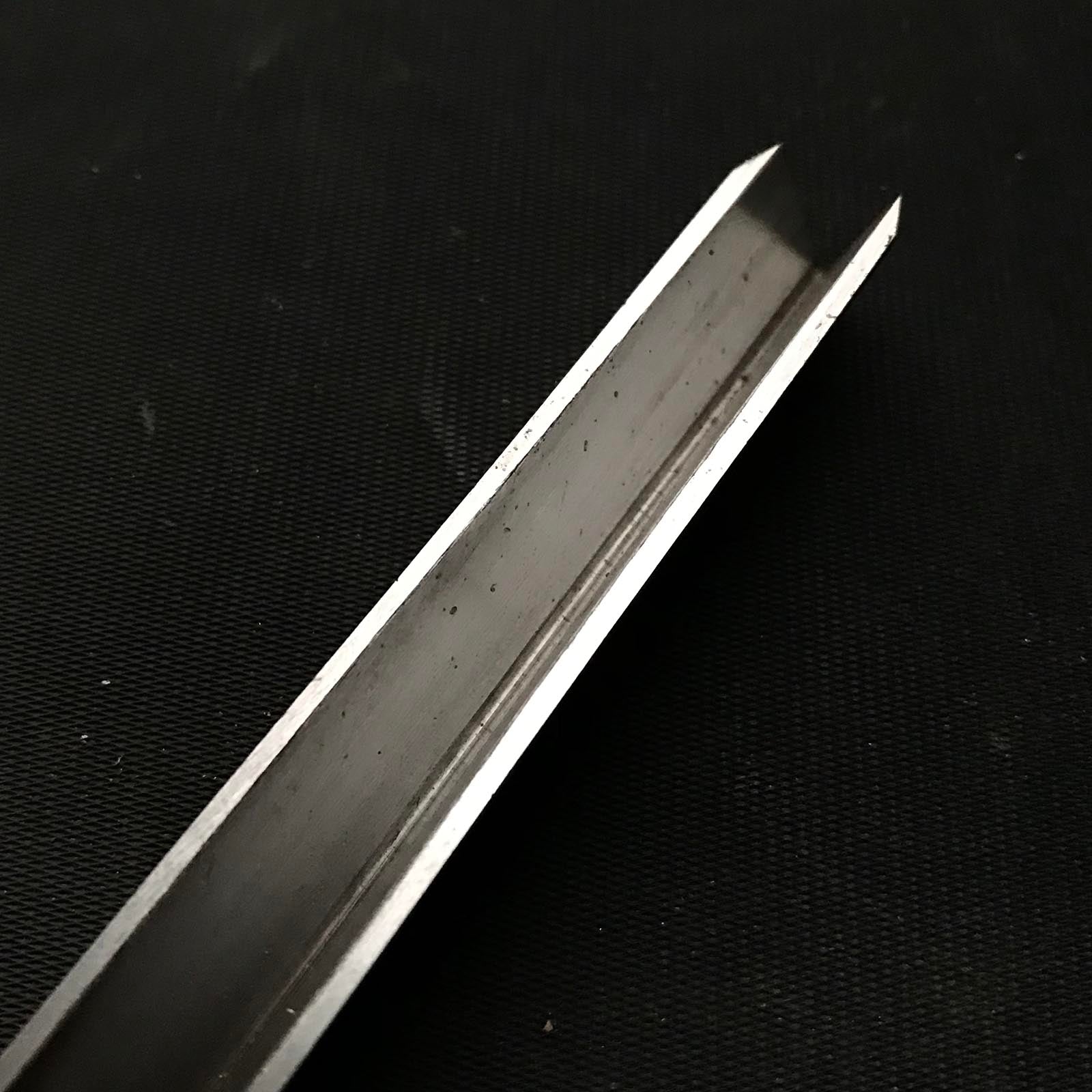 Ha Kanna Kumiko Kanna with white steel by Muneaki 葉鉋 組子用 60°  猪本台 宗秋刃