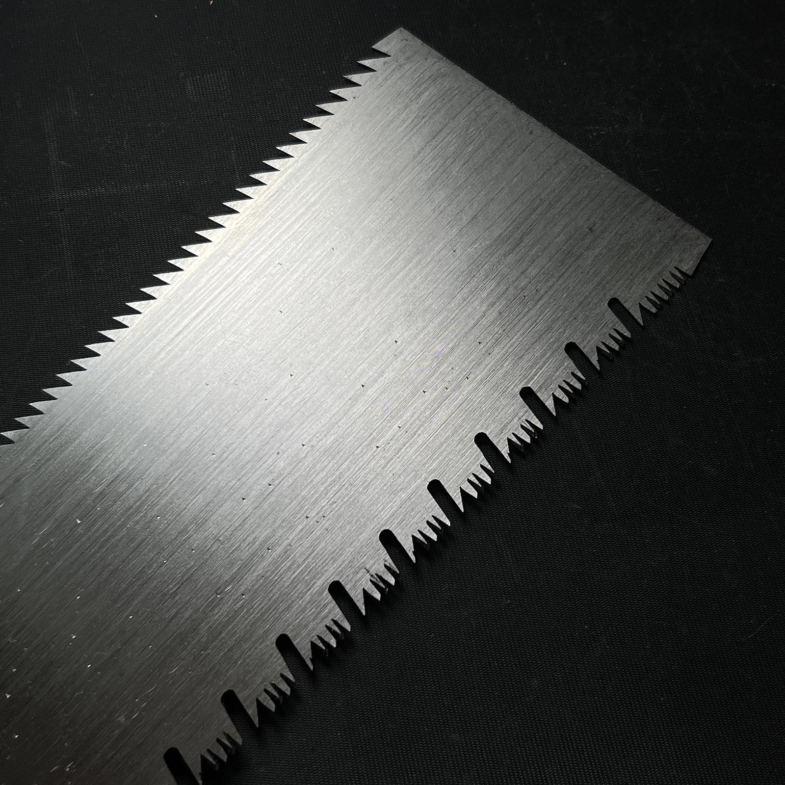 #57 Nagakatsu Double Edge (Ryoba) Saw with Eddy Type Handles For Hard Wood 長勝鋸 両刃鋸 渦巻き柄 廣葉材用 270mm