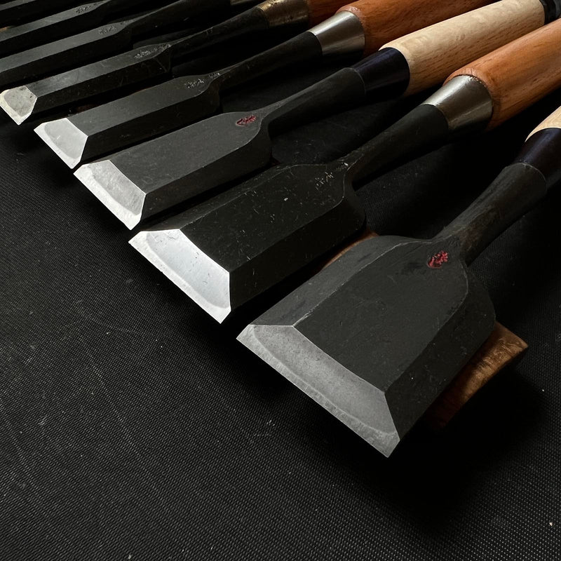 #M125  Mixed set for beginner Bench chisels set by unknown smith バラ鑿合わせ 初心者におすすめ 追入組鑿 作者不明 Oirenomi