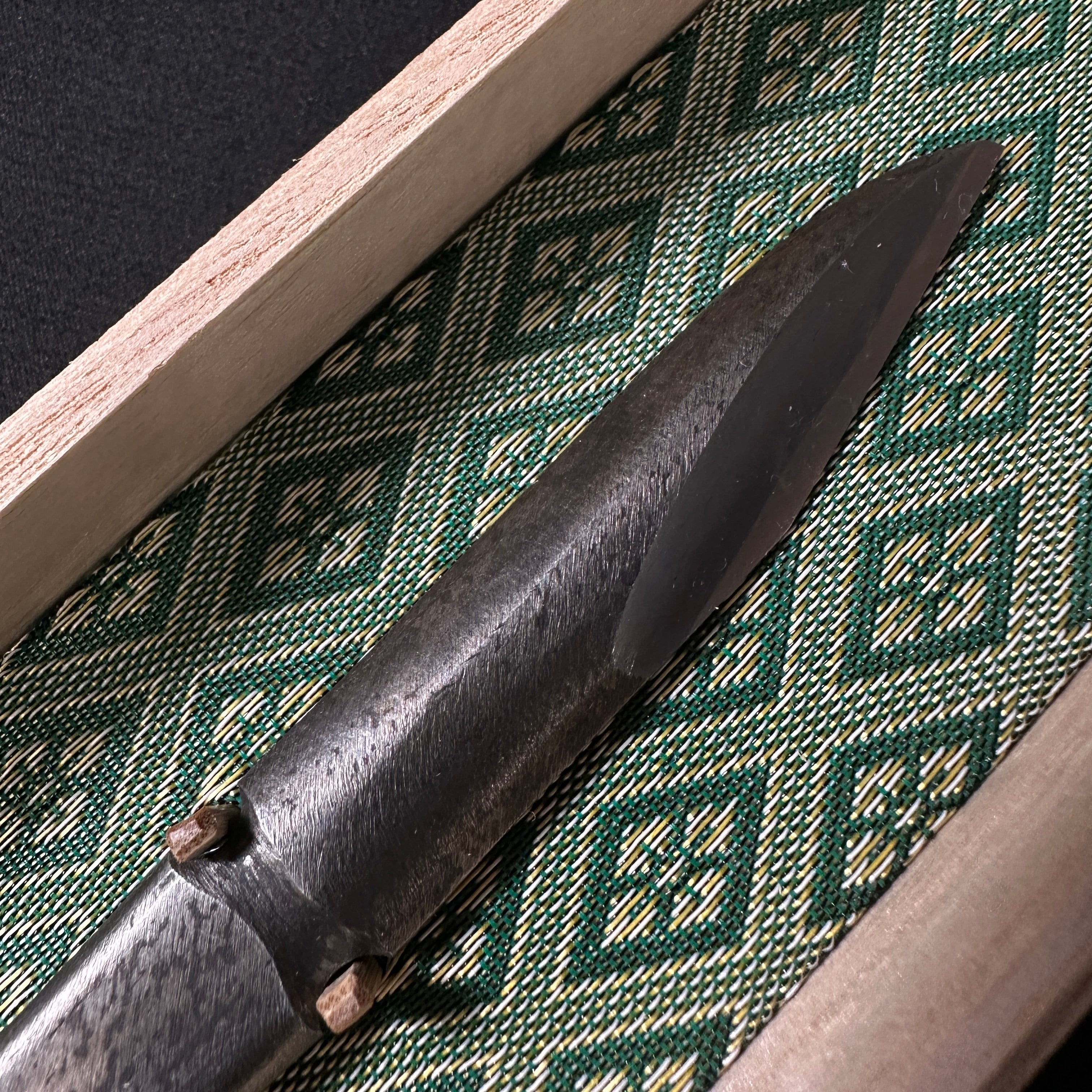 End Spring Right hand Kiridashi kinfe by Sozen Carving     連雨不知春去 範成大 素全作 切出し小刀 右 15mm