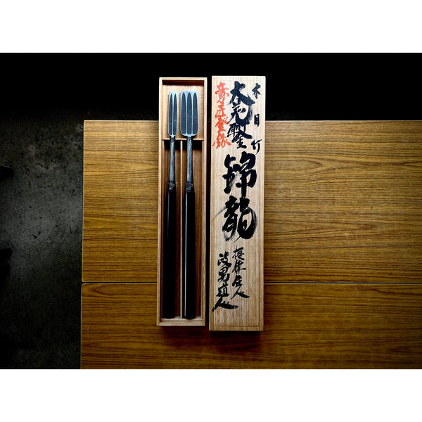 Old stock Nishiki Ryu Mokume Slick Chisels set  (Ootsuki-nomi, Hontsuki-Nomi) 掘出し物 錦政男作 錦龍 木目本突き組鑿  48,24mm