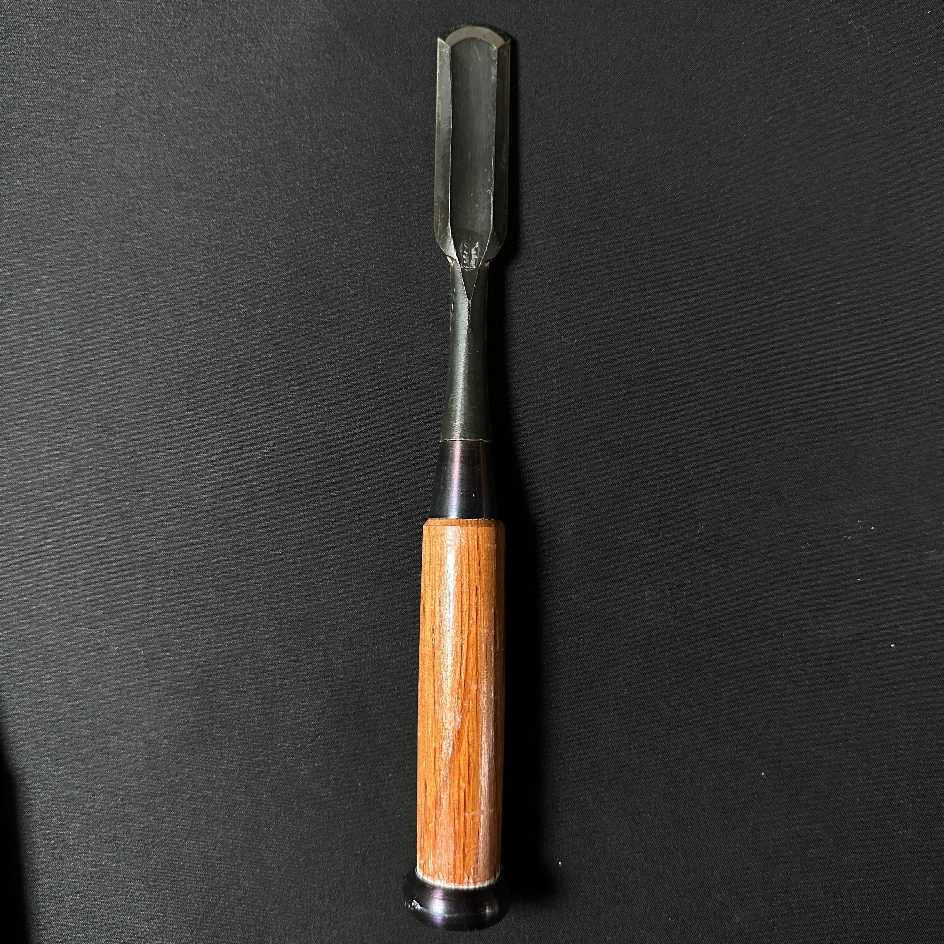 掘出し物 正高 外丸鑿 赤樫柄   Old stock Masataka Outer round chisels with white steel  (Sotomaru)