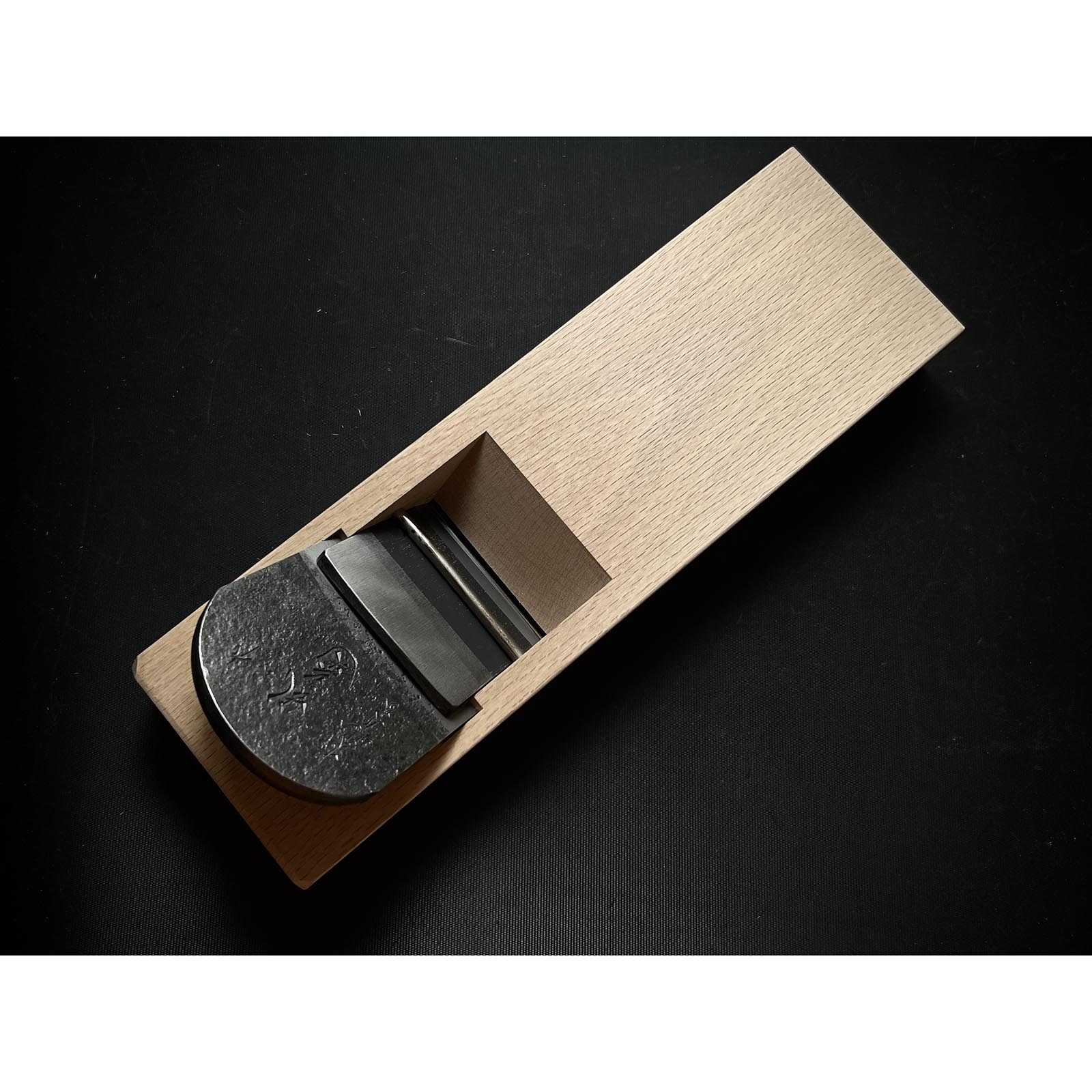 Rankiku Smoothing Plane (Kanna) by Chiyotsuru Sadahide 3rd generation 三代目千代鶴貞秀 仕上げ鉋 乱菊 75mm