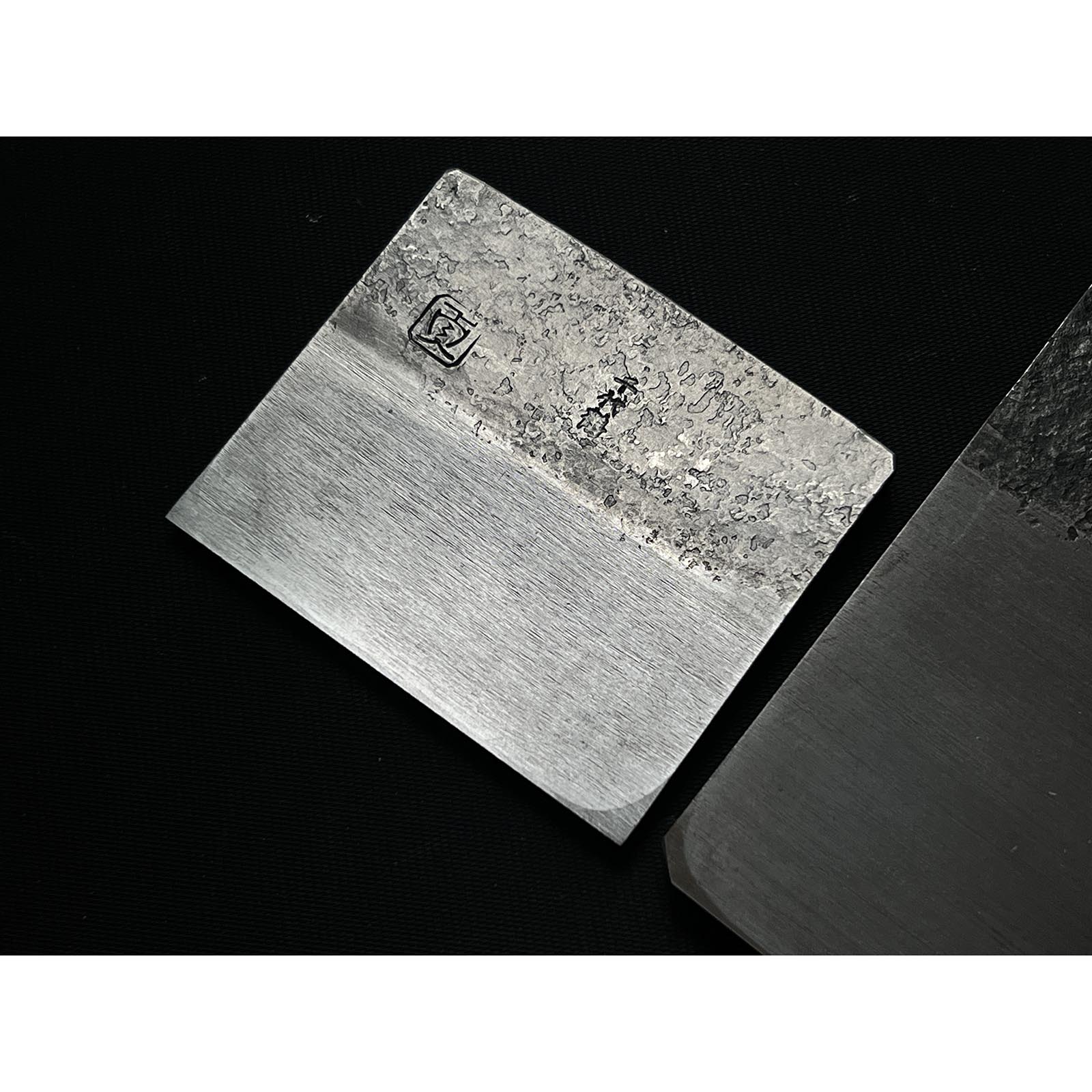 Rankiku Smoothing Plane (Kanna) by Chiyotsuru Sadahide 3rd generation 三代目千代鶴貞秀 仕上げ鉋 乱菊 75mm