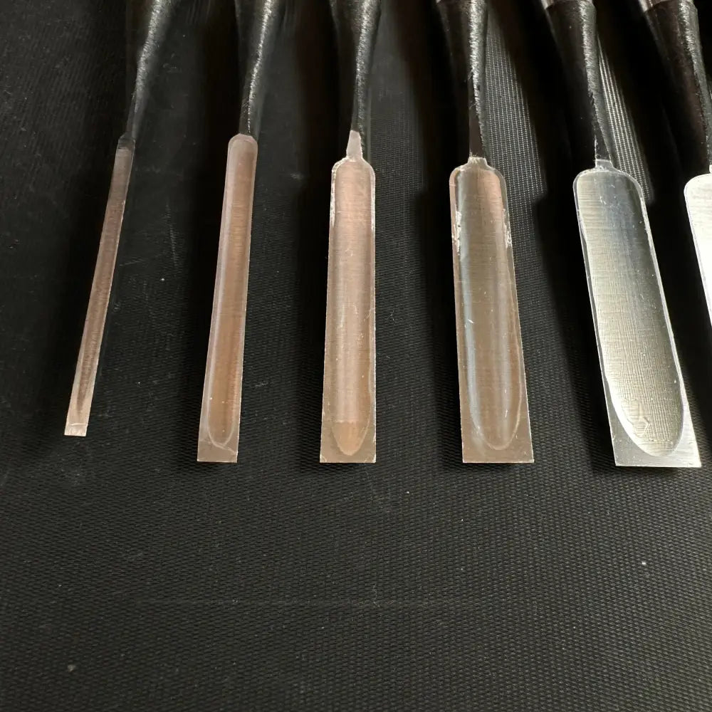 義隆 追入鑿 白紙鋼 赤樫柄 Yoshitaka Bench chisels Each size(Oirenomi) Chisels ・鑿