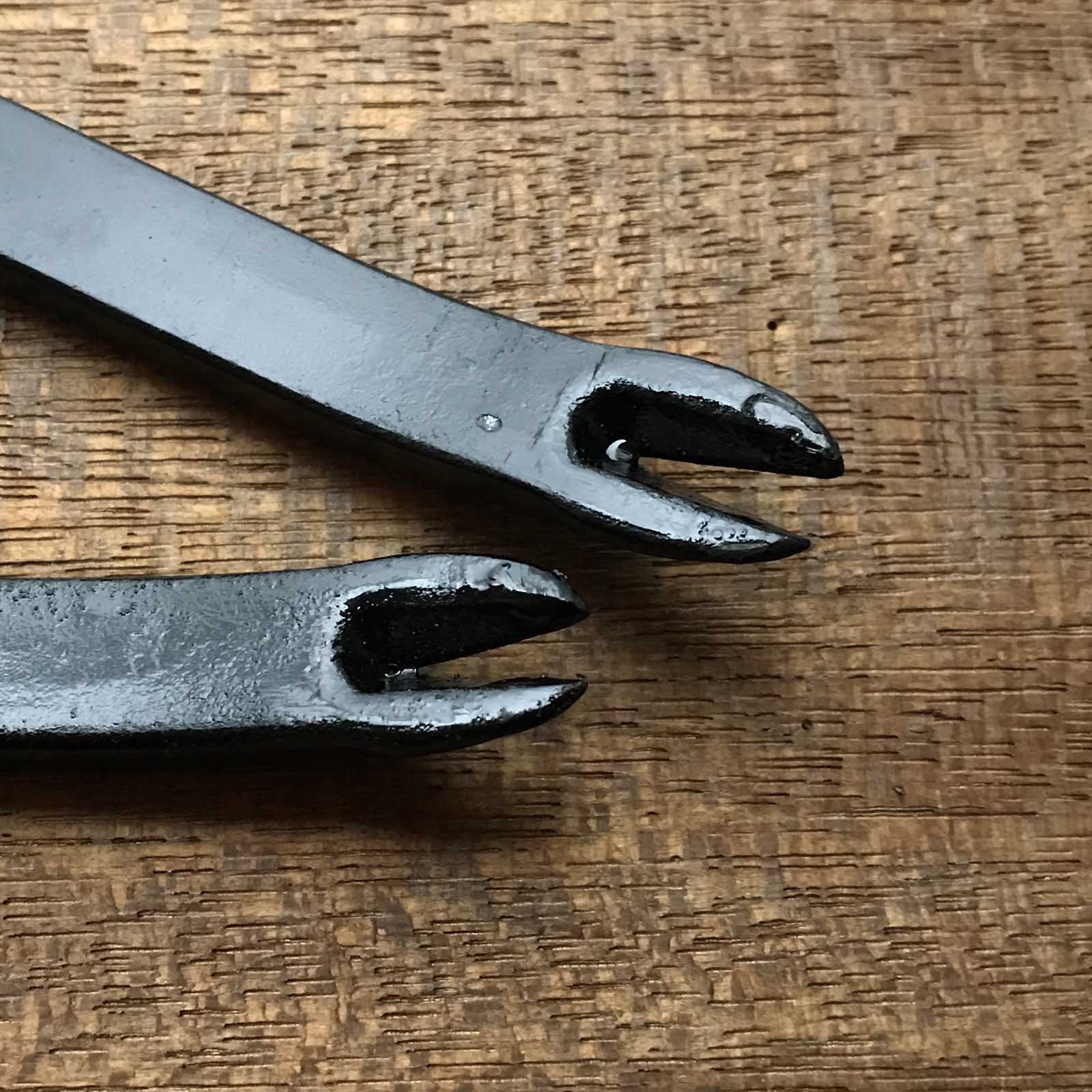 梶寅かじ寅 | Japanese Hand made crowbar かじやバール 釘抜き – YAMASUKE KurashigeTools