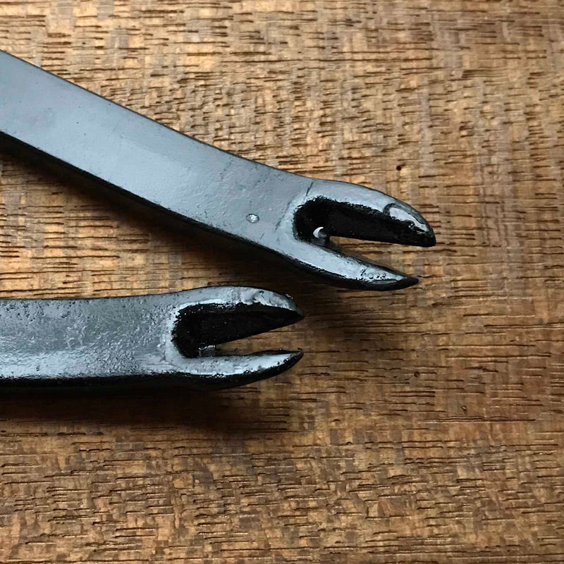 梶寅かじ寅 | Japanese Hand made crowbar かじやバール 釘抜き