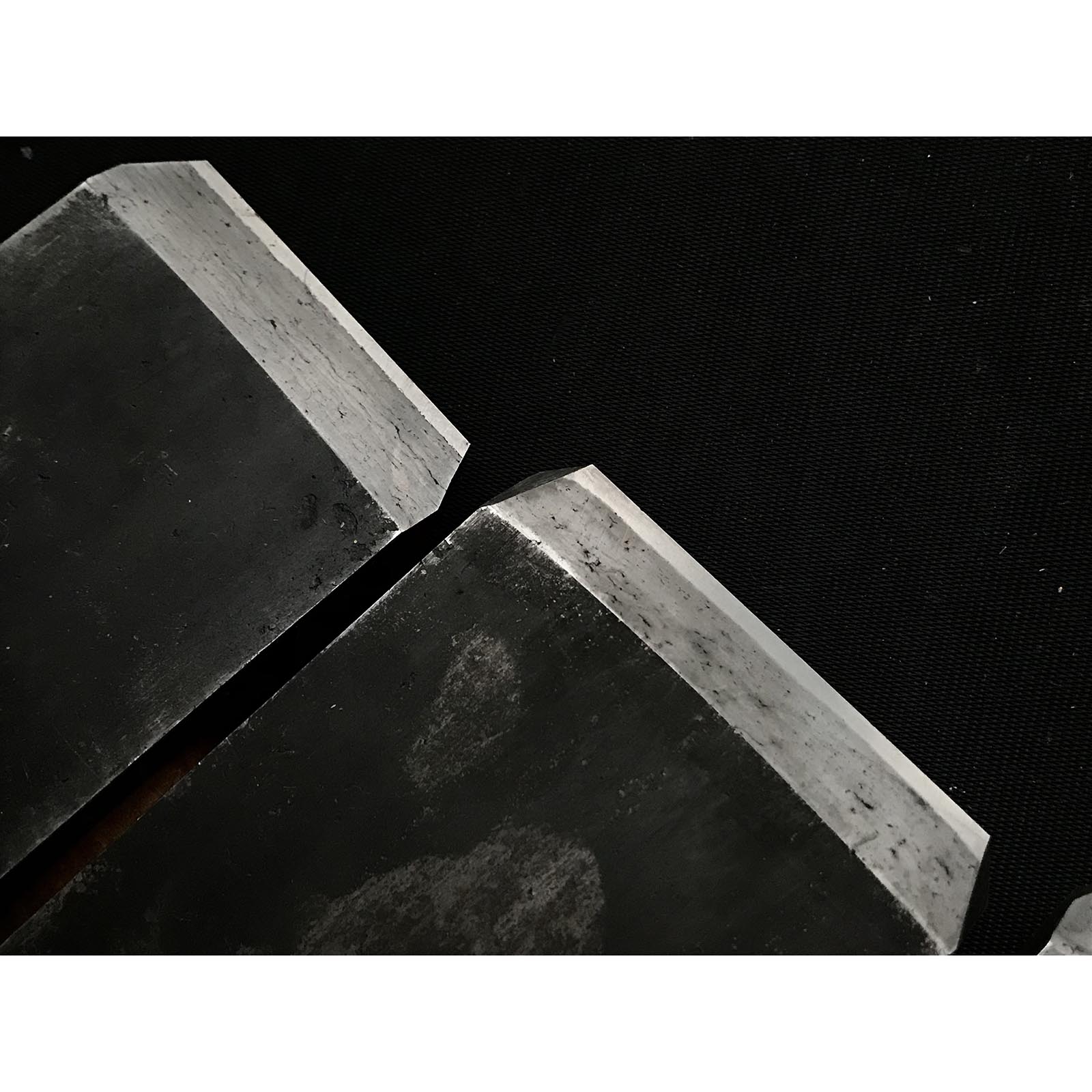 Hyobu Plane Blades (Kanna) by Nakano Takeo with Chipbreaker   中野武夫作 鉋刃 裏金付 兵部 60,65,70mm