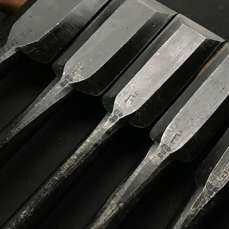 Iwazaki Slick Chisels with white steel by Iwazaki Eisuke 岩崎永祐作 岩崎 穴屋鑿 Anayanomi 48,42,36,30,24mm
