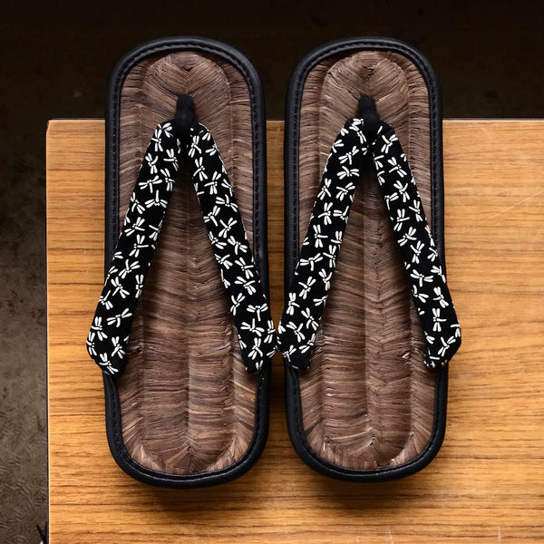 Hand-made Traditional Japanese  Bamboo Sandals （CHIKUSUI）Black 竹粋 草履 カラス竹 「ぞうり」手作り LL