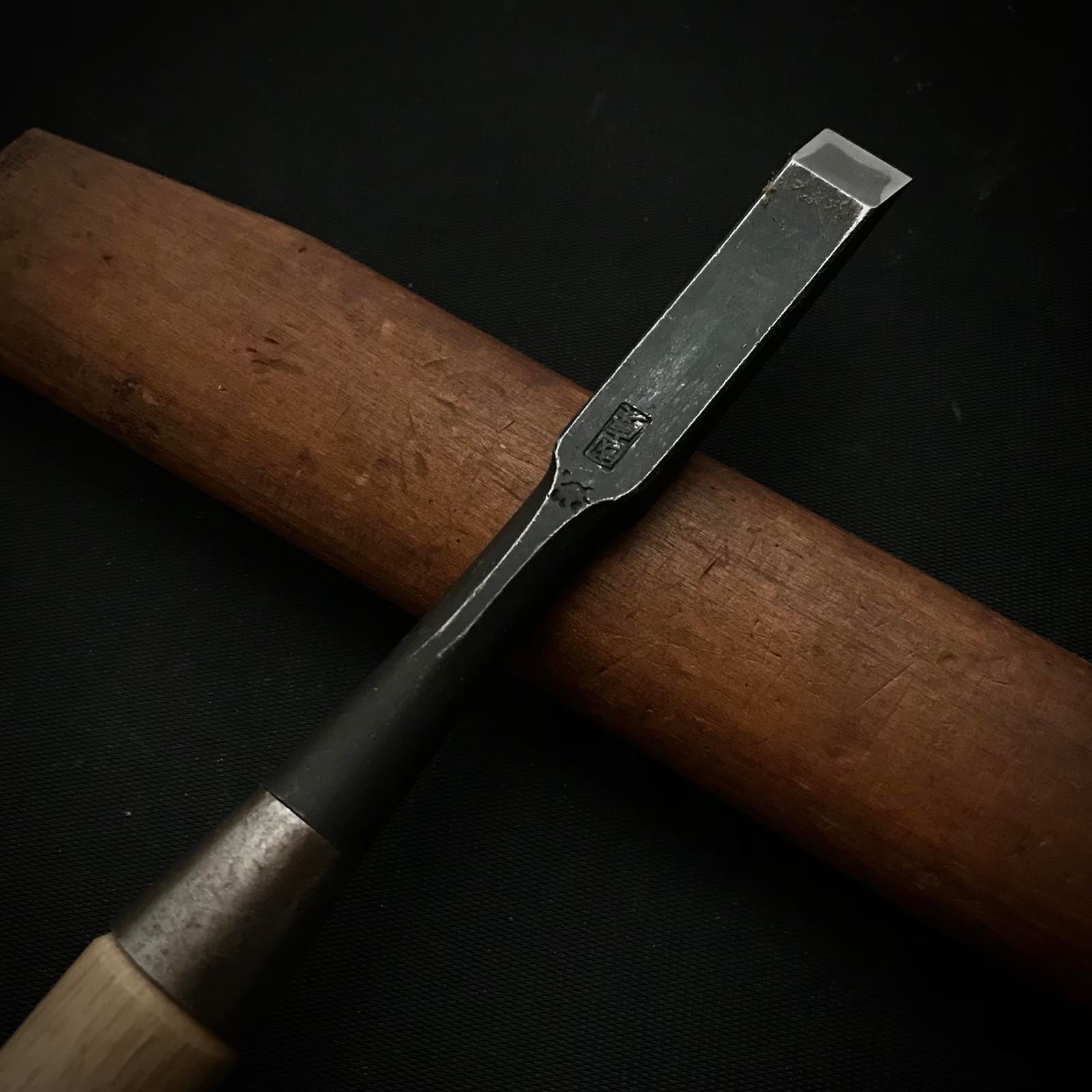 Used Kunikei 3rd Generation Bench chisels (Oirenomi)  中古 池田慶郎氏 三代目国慶作 追入鑿 12mm