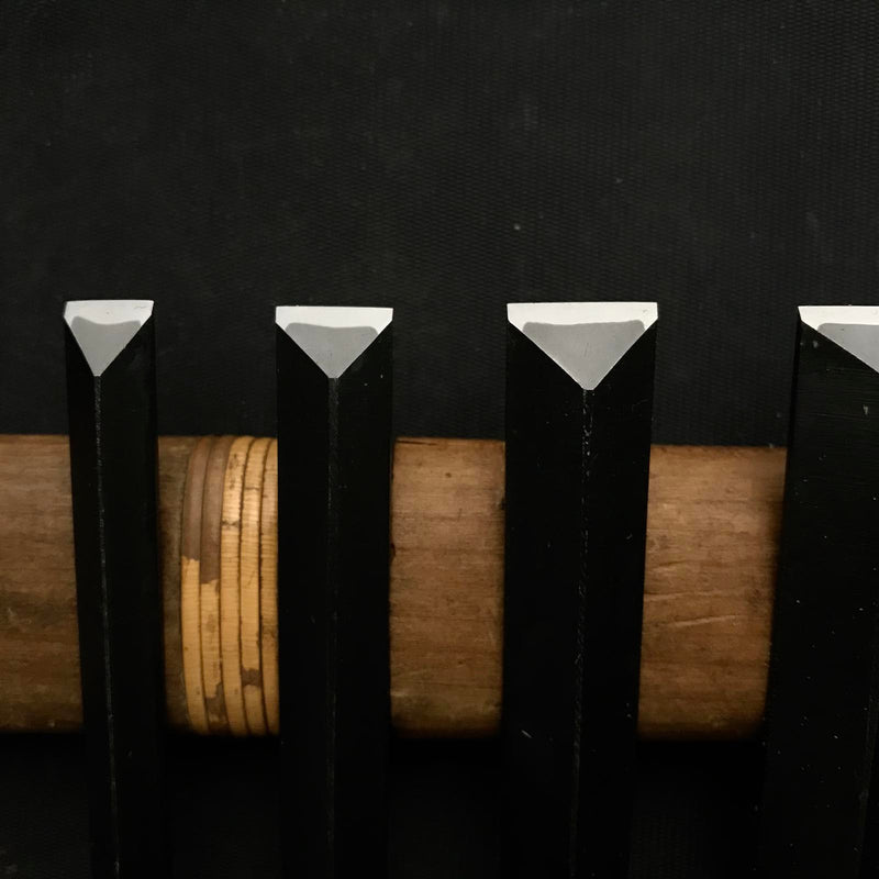 Ioroi Trowel chisel (Kote nomi) Dovetail type by Ioroi Hideo 五百蔵秀夫作 五百蔵 鏝鑿 鎬型  9,12,15,18,24,30mm