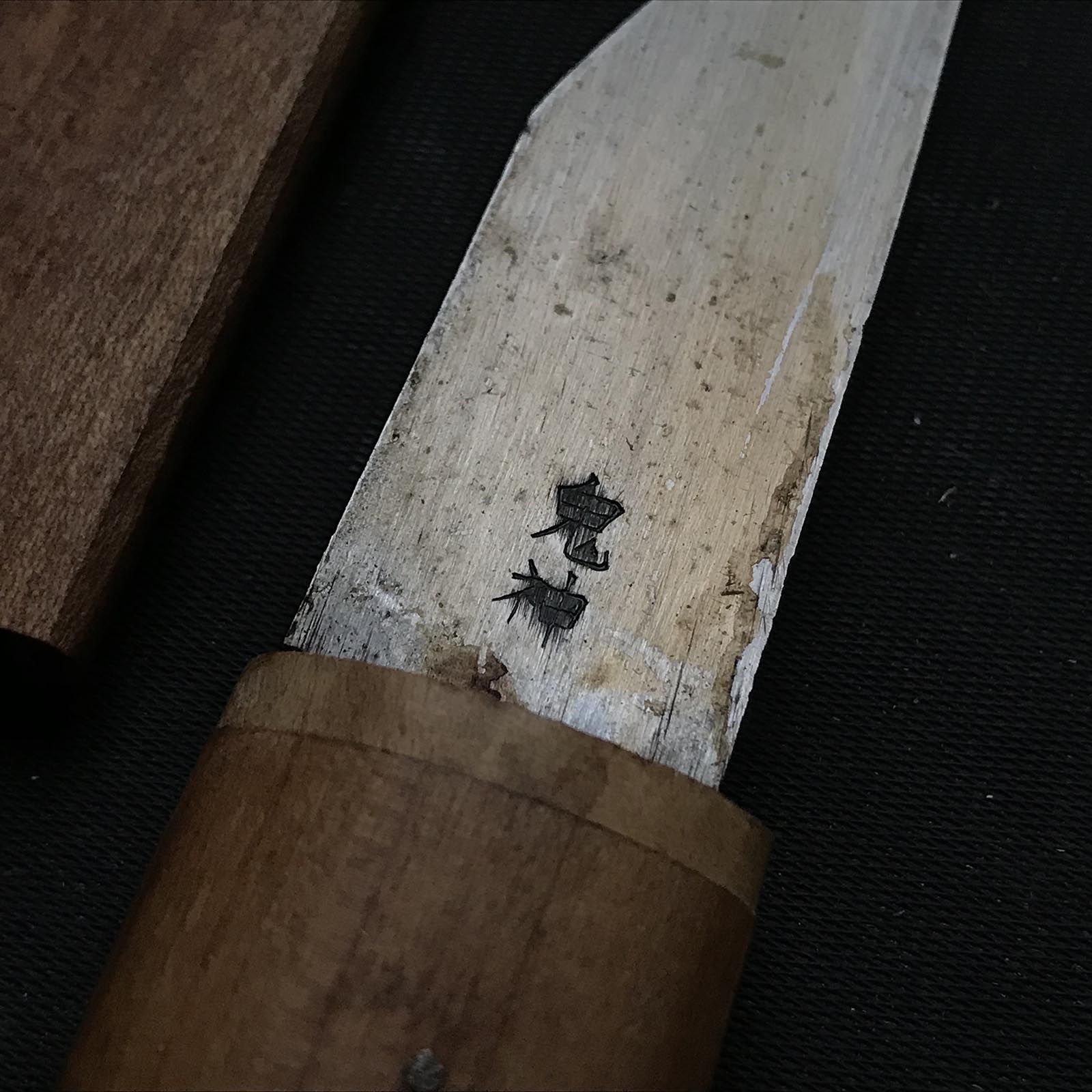 Old stock Onigami Kiridashi Kokatana with white steel Right 掘出し物 鬼神 横手小刀 右 21mm