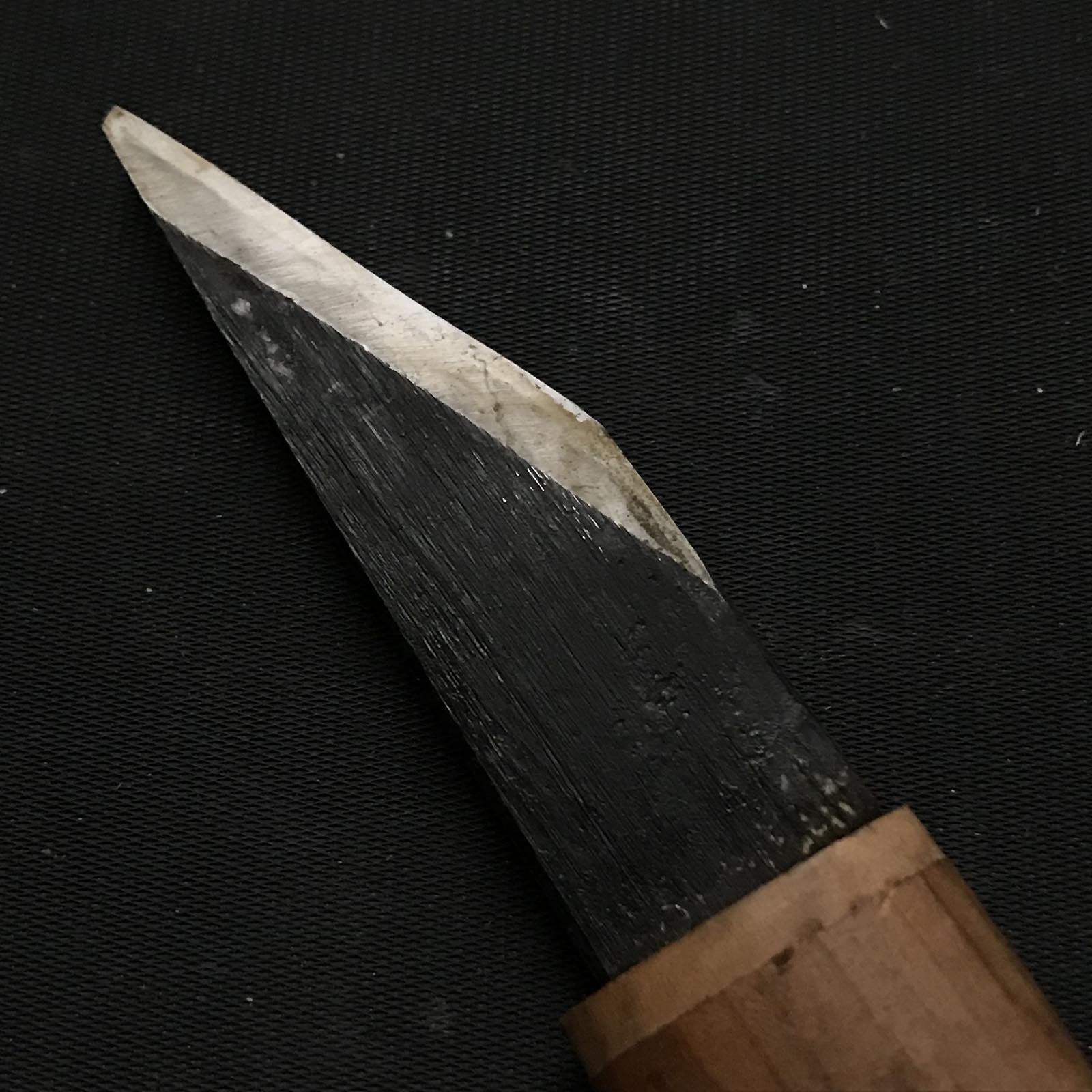 Old stock Onigami Kiridashi Kokatana with white steel Right 掘出し物 鬼神 横手小刀 右 21mm